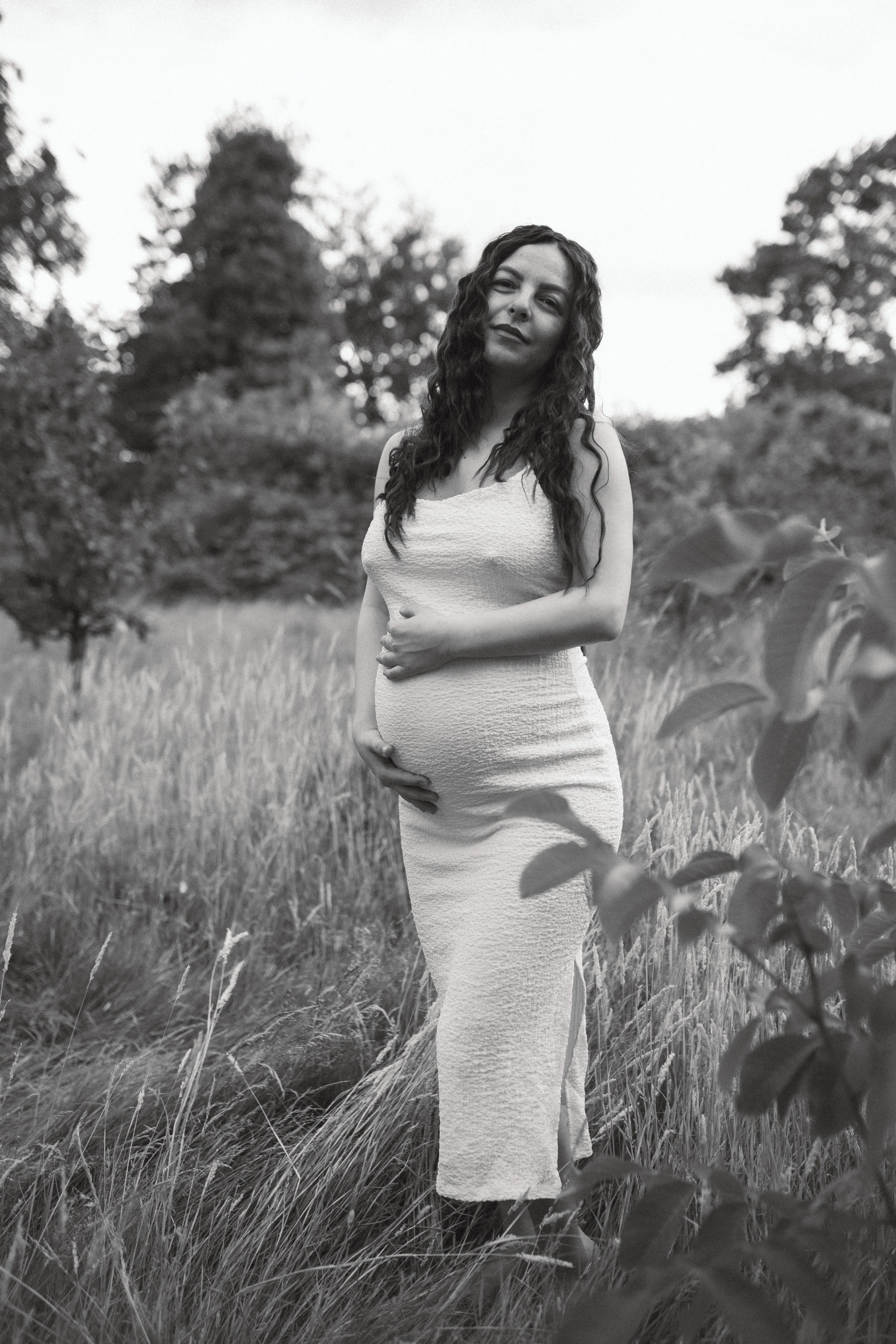 Maternity. Yorkshire Wedding and Portrait Photographer Evie Moon
