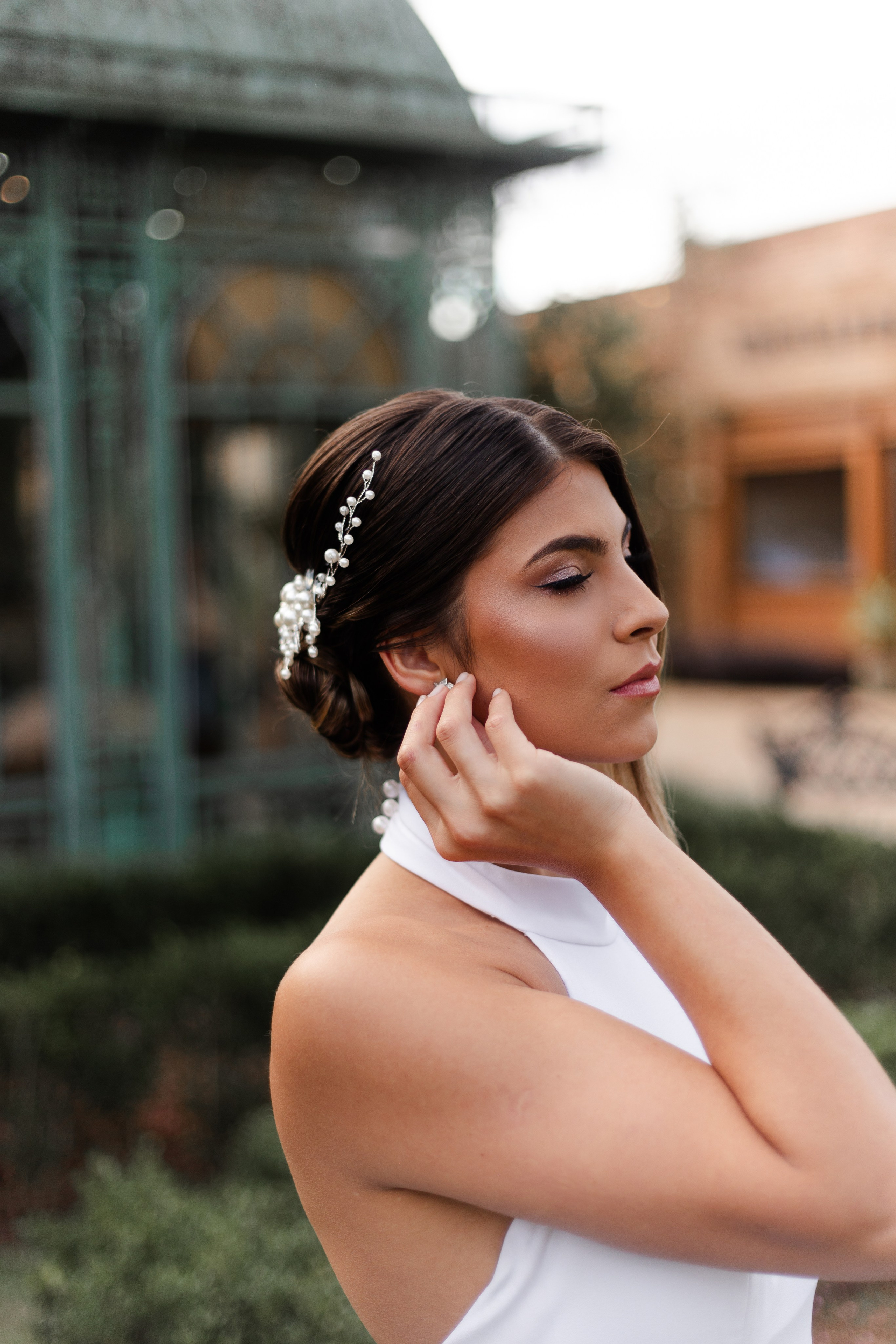 Editorial Noiva (Lírio)