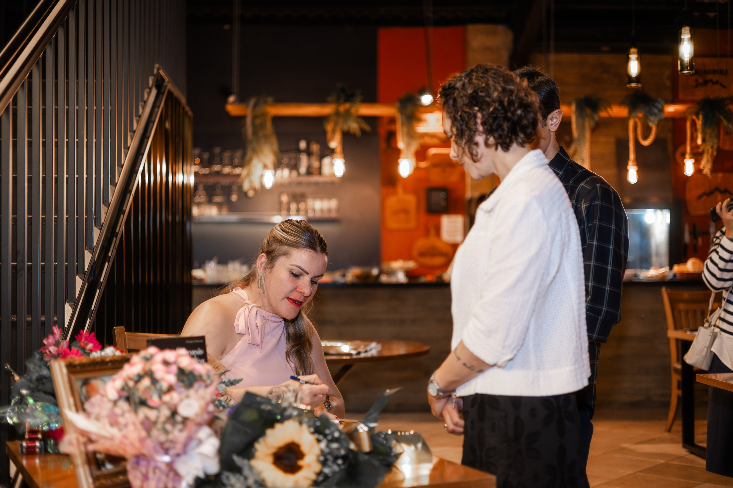 Lançamento de Livro Vivi Princival