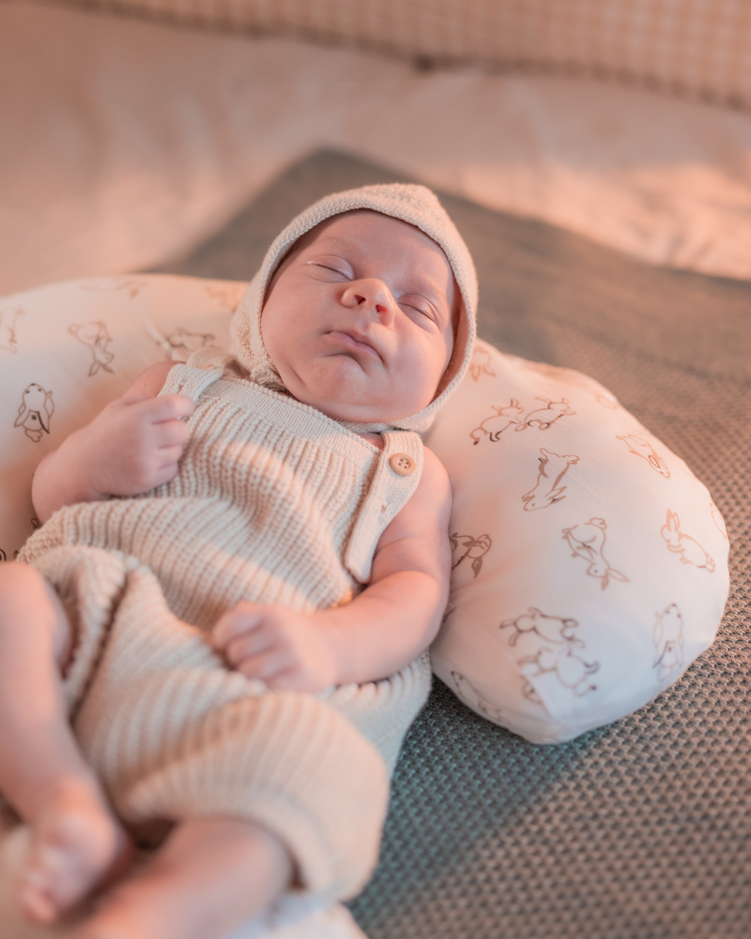 1-month-old baby. Natural and candid photography Jean Santiago