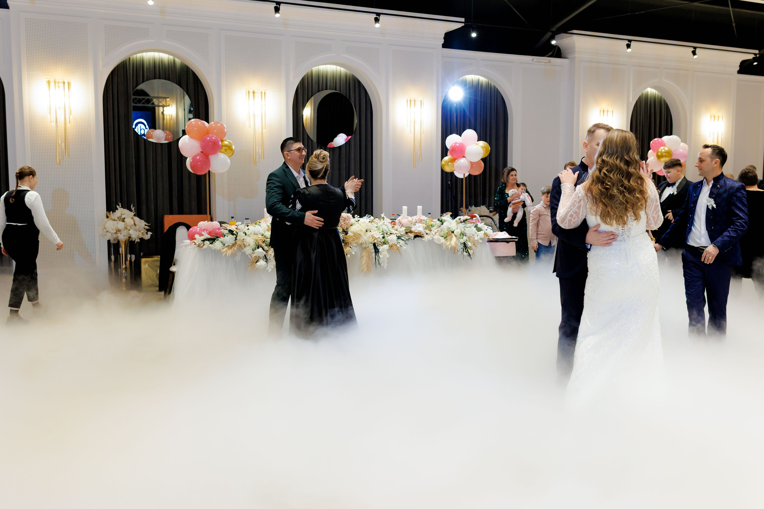 Povestea voastră, regizată de noi |Cristi Turculet Videograf Nuntă Suceava | wedding highlight. Servicii foto-video profesionale, pentru momente de neuitat