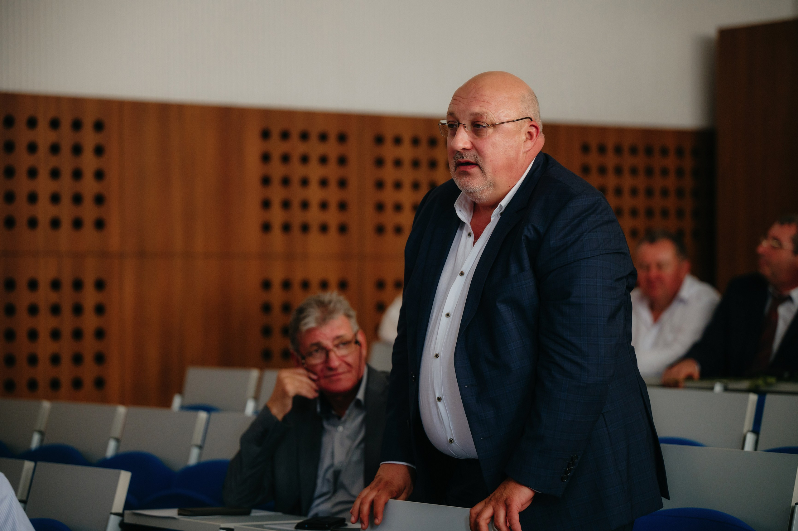 Medicina Veterinara — dupa 30 de ani…. Laurentiu Stefan StoryTeller