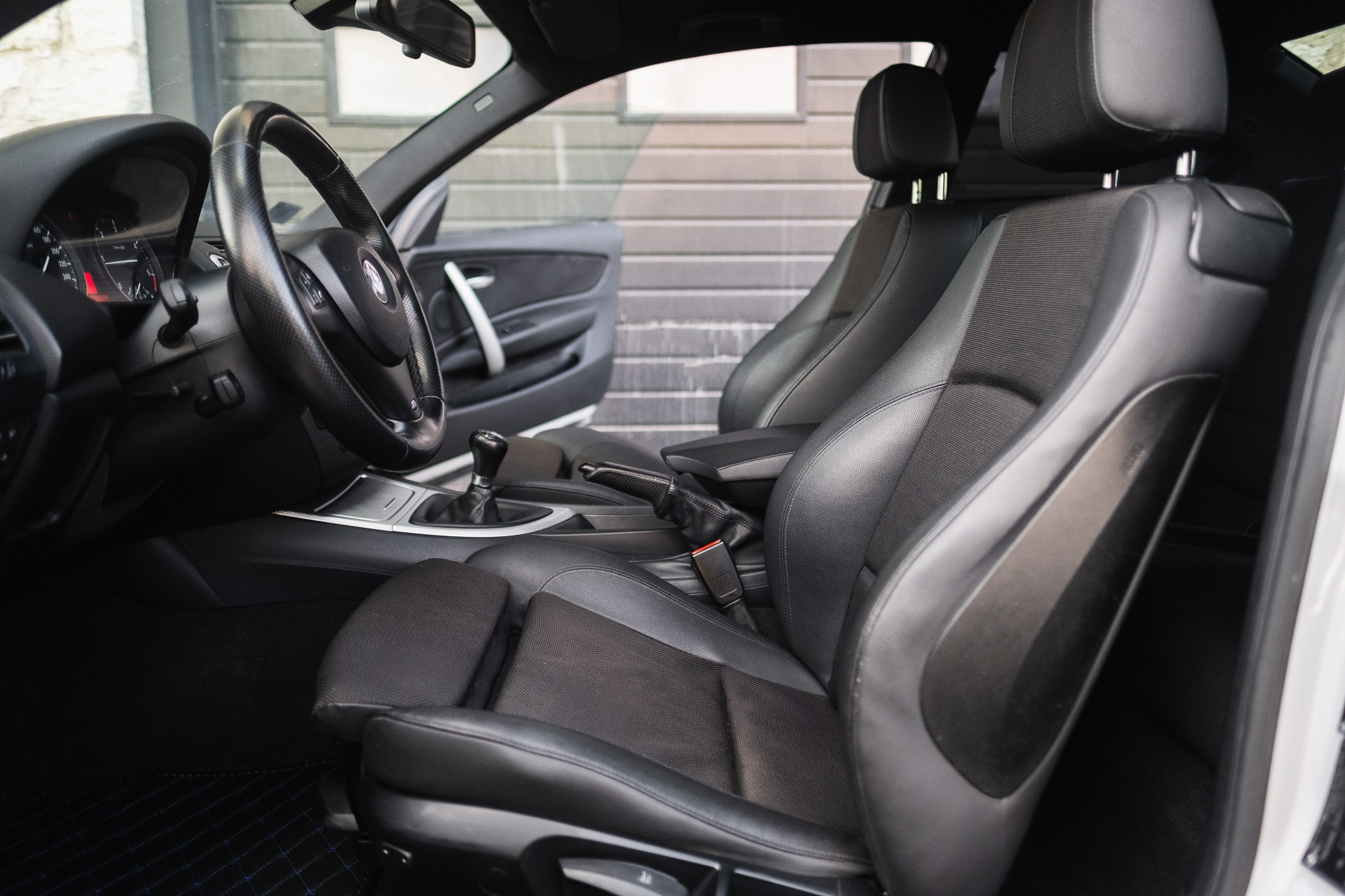 BMW E82. LOHA VISUALS — AUTOMOTIVE PHOTOGRAPHY