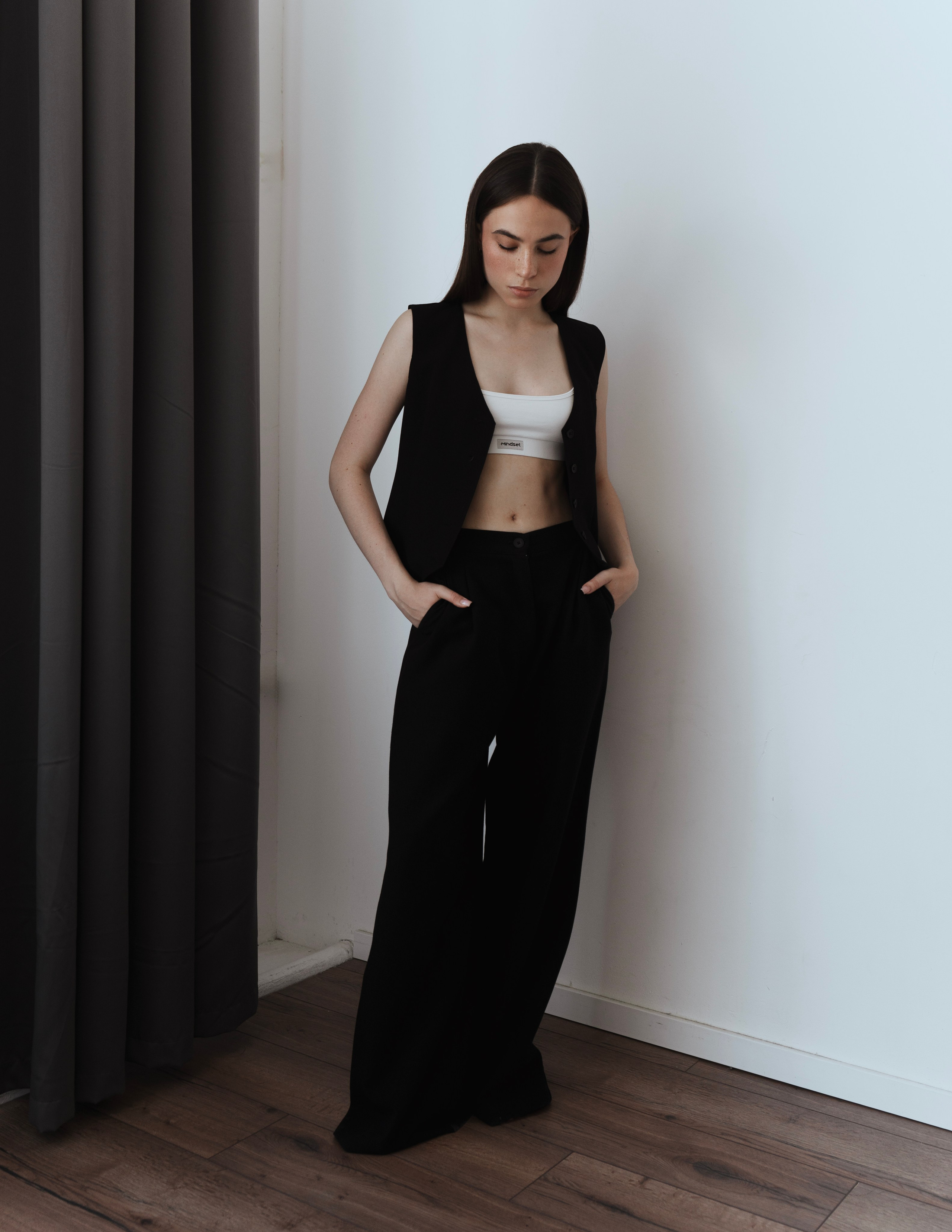 Simple. Alisha Geva женский портретный фотограф в Дубае