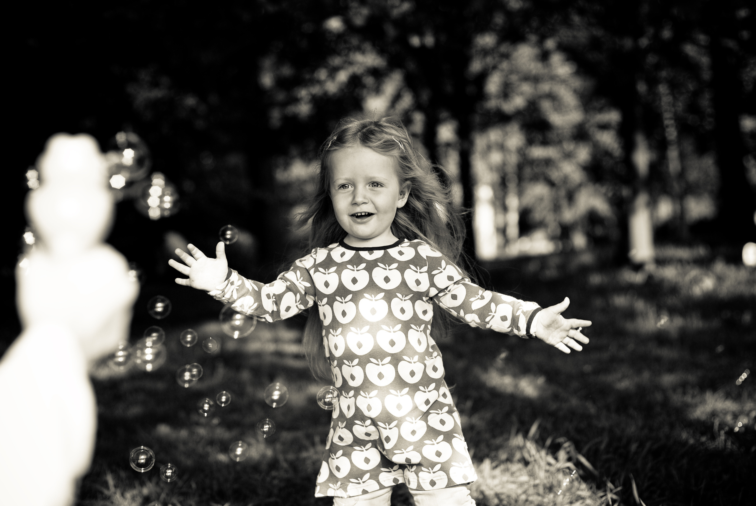 Jana, Katja and Tavrichesky. A year later. Victoria Dini. Art photography in London / Folkestone, UK