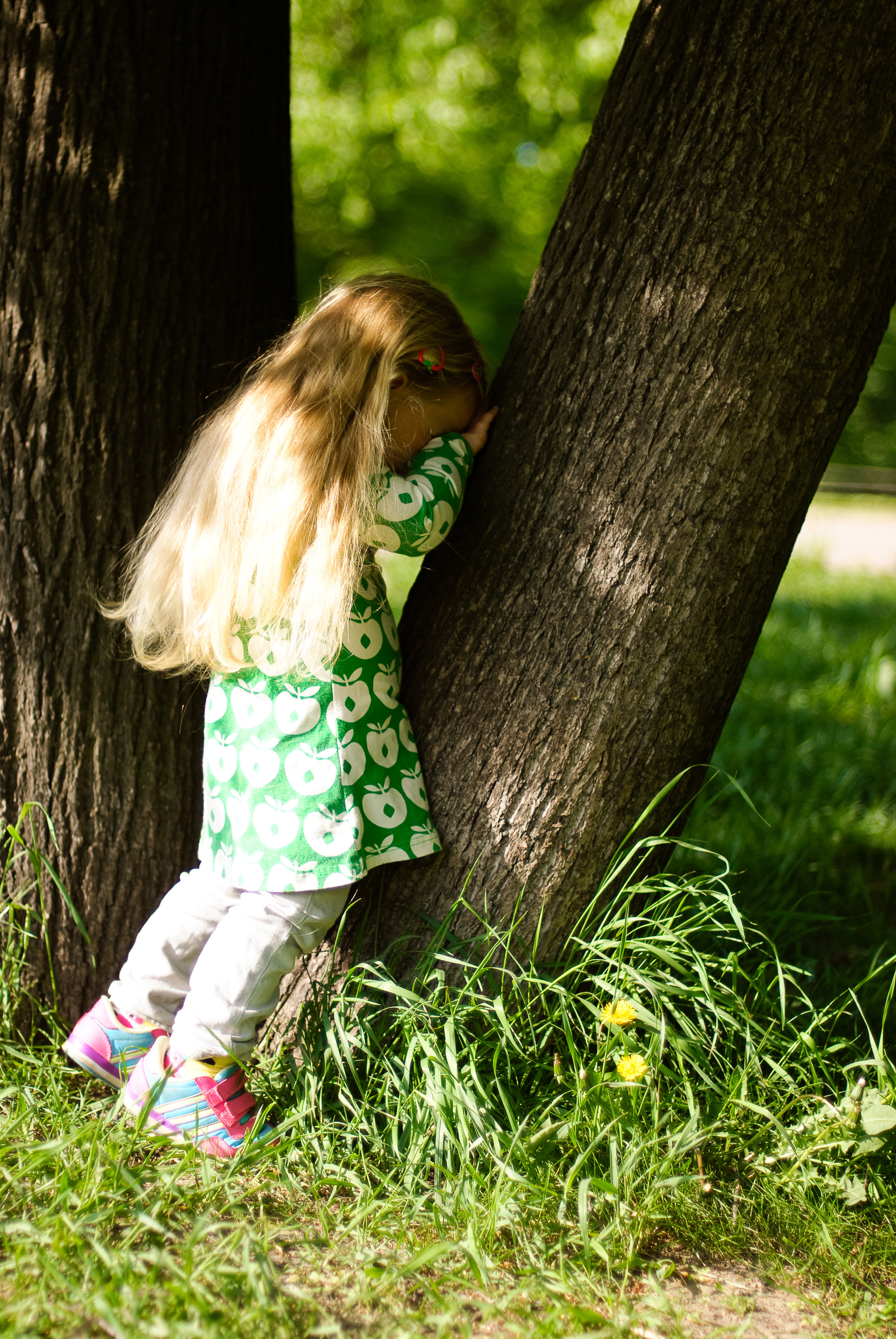 Jana, Katja and Tavrichesky. A year later. Victoria Dini. Art photography in London / Folkestone, UK