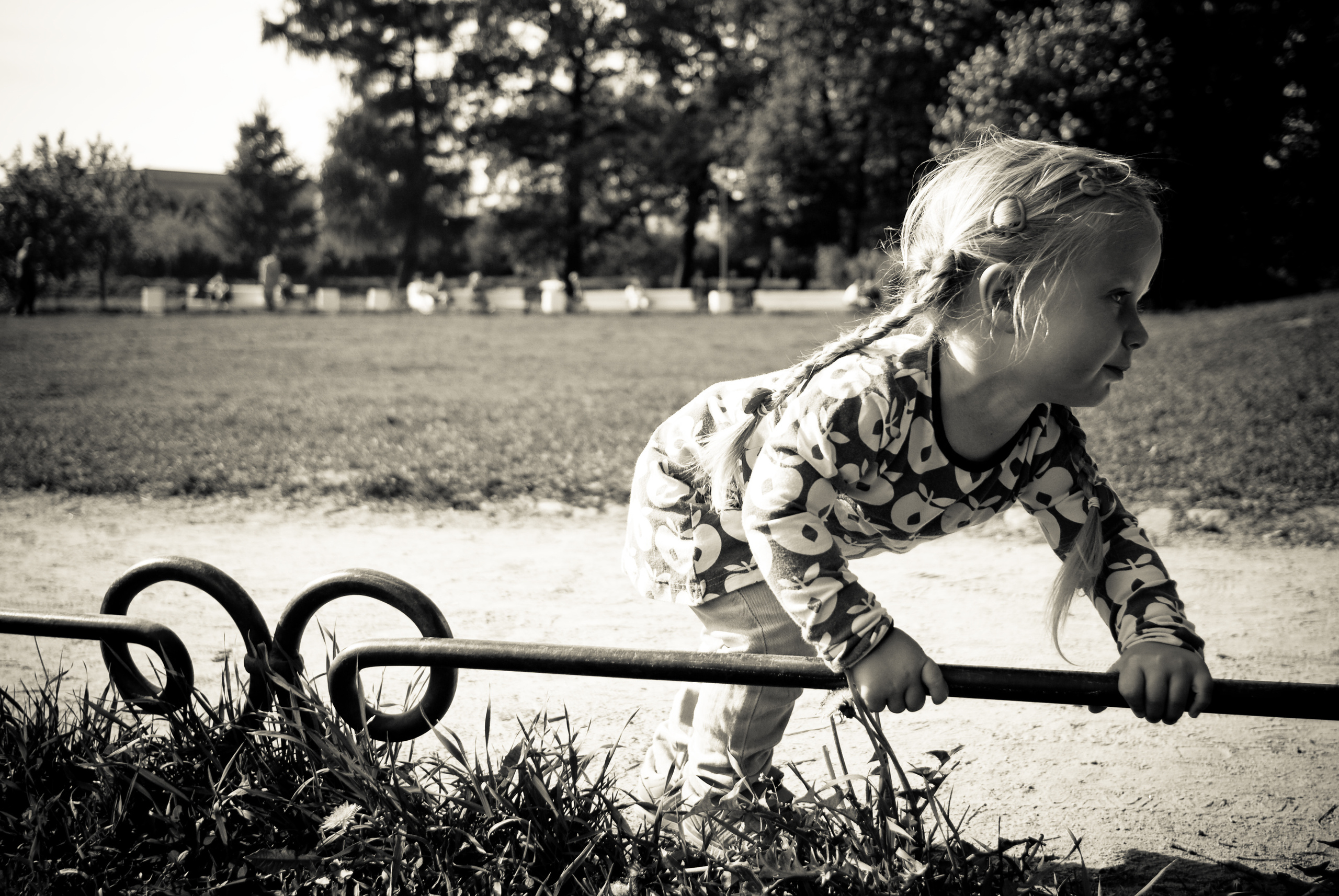 Jana, Katja and Tavrichesky. A year later. Victoria Dini. Art photography in London / Folkestone, UK