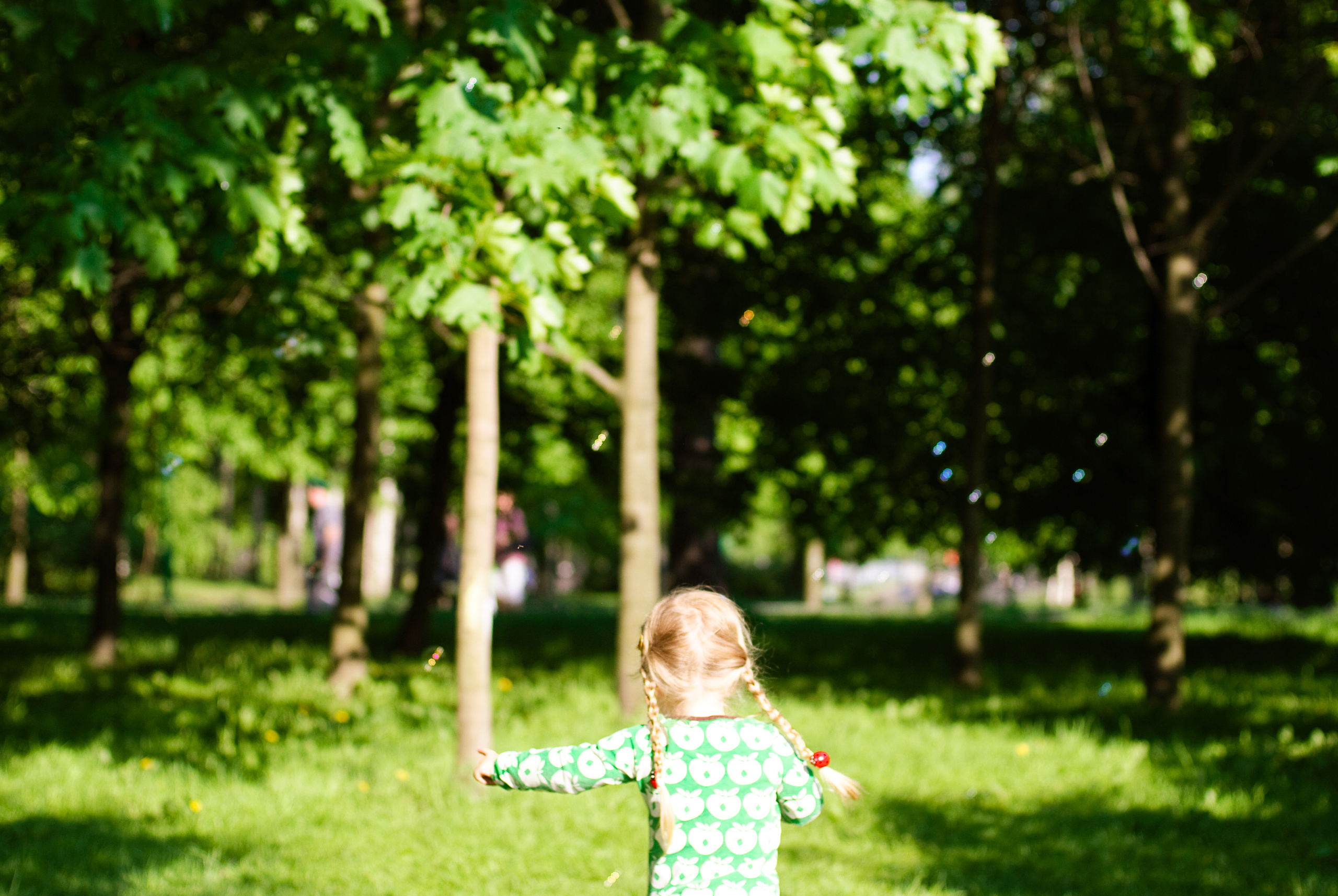 Jana, Katja and Tavrichesky. A year later. Victoria Dini. Art photography in London / Folkestone, UK