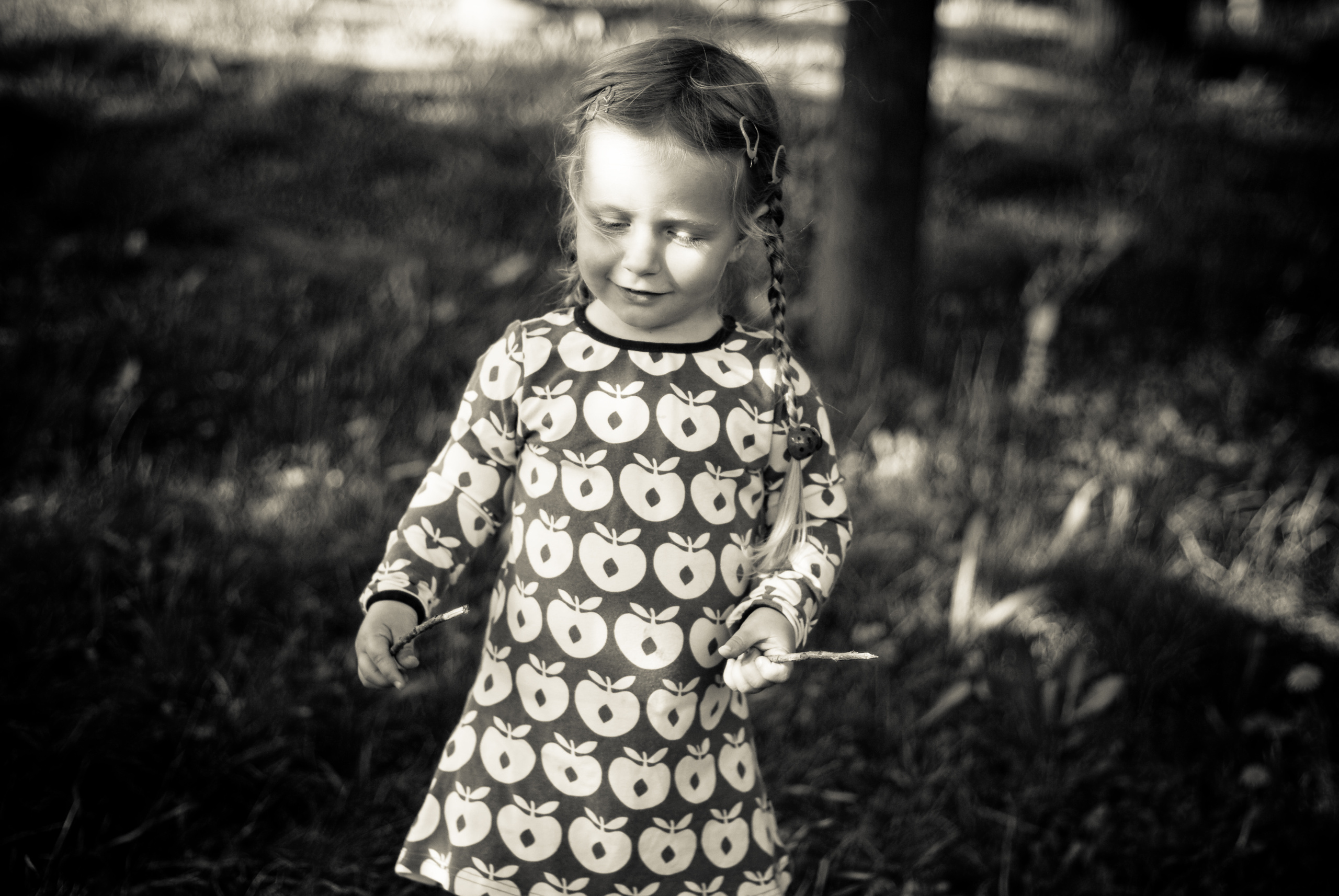 Jana, Katja and Tavrichesky. A year later. Victoria Dini. Art photography in London / Folkestone, UK