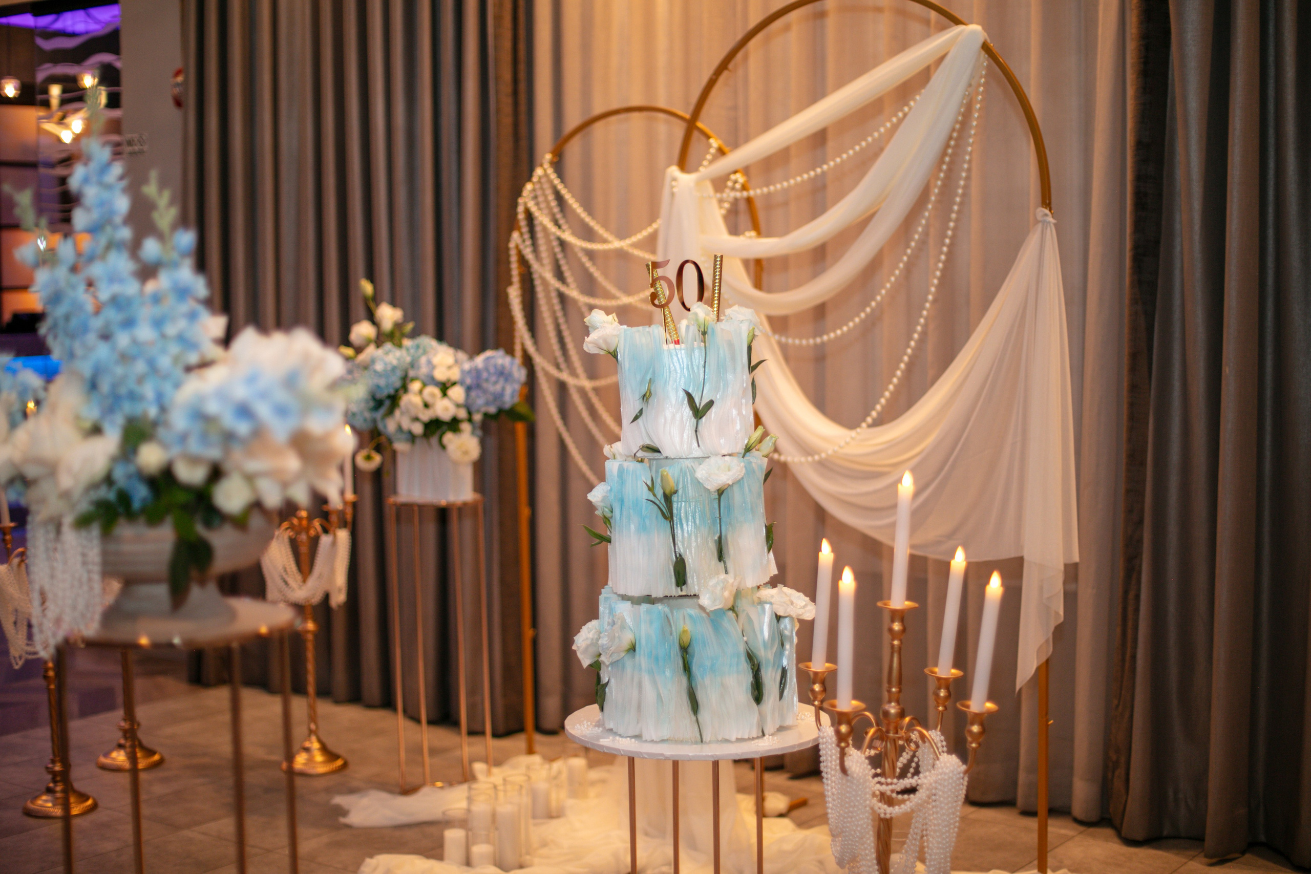 PRIVATE EVENTS & WEDDINGS. Food and Event Photographer