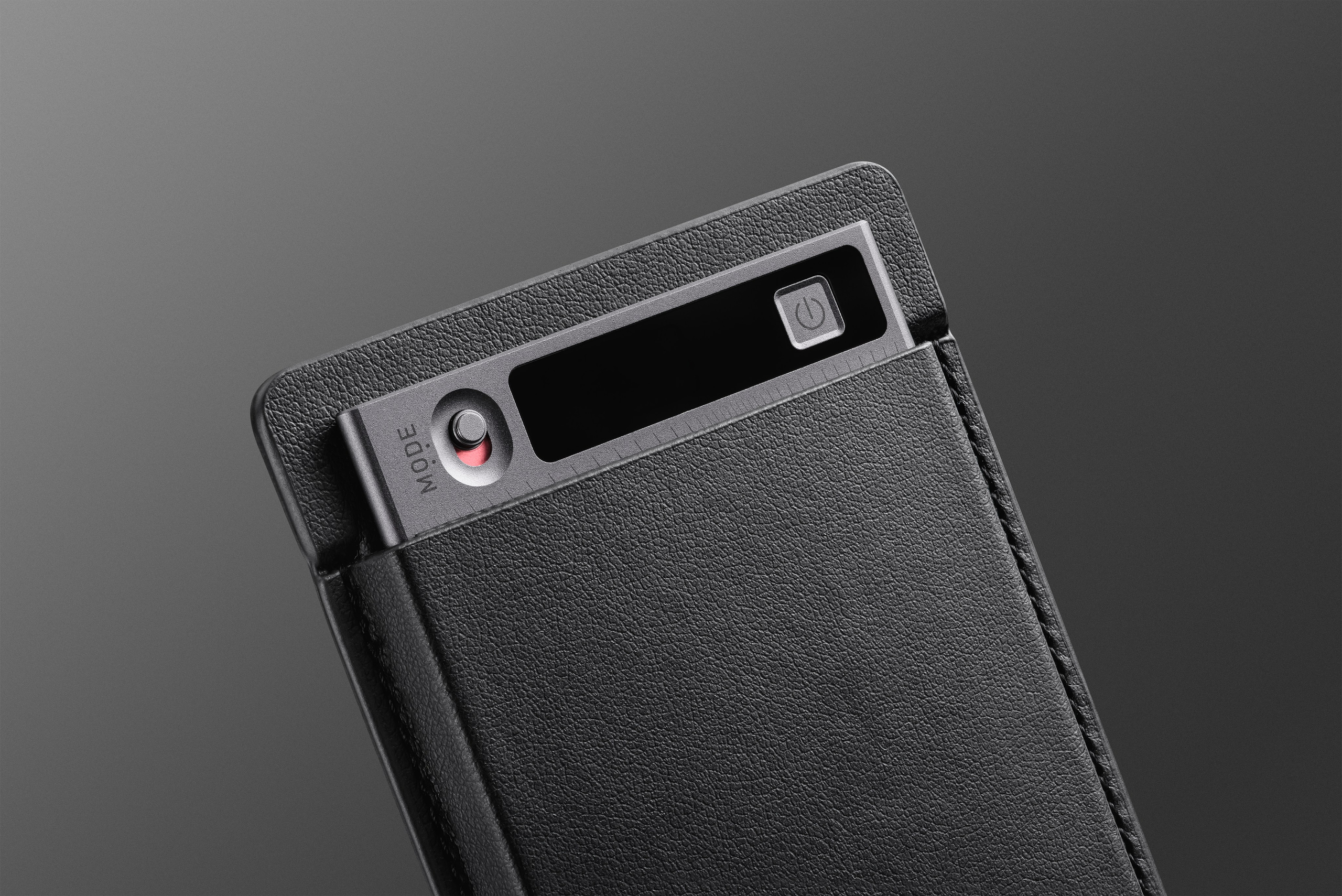 Mobvoi - TicNote. Fotogrāfs Rīgā. Gīmenes, individuālās un dažādu produktu fotosesijas