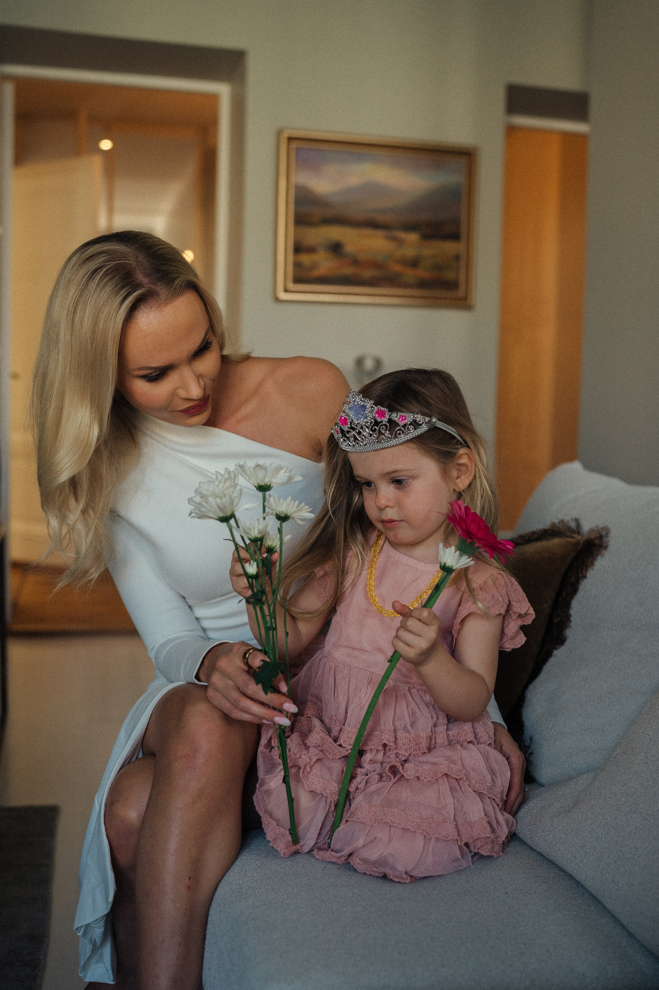 L&H. Wedding and potrait photographer in Helsinki Vickan O