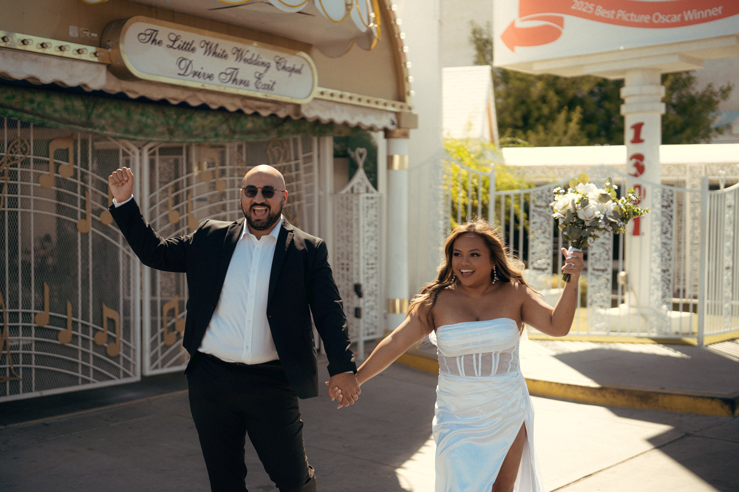 Kirsten&Ocran. Wedding & elopement photographer Viktoriya Kravtsov. Las Vegas