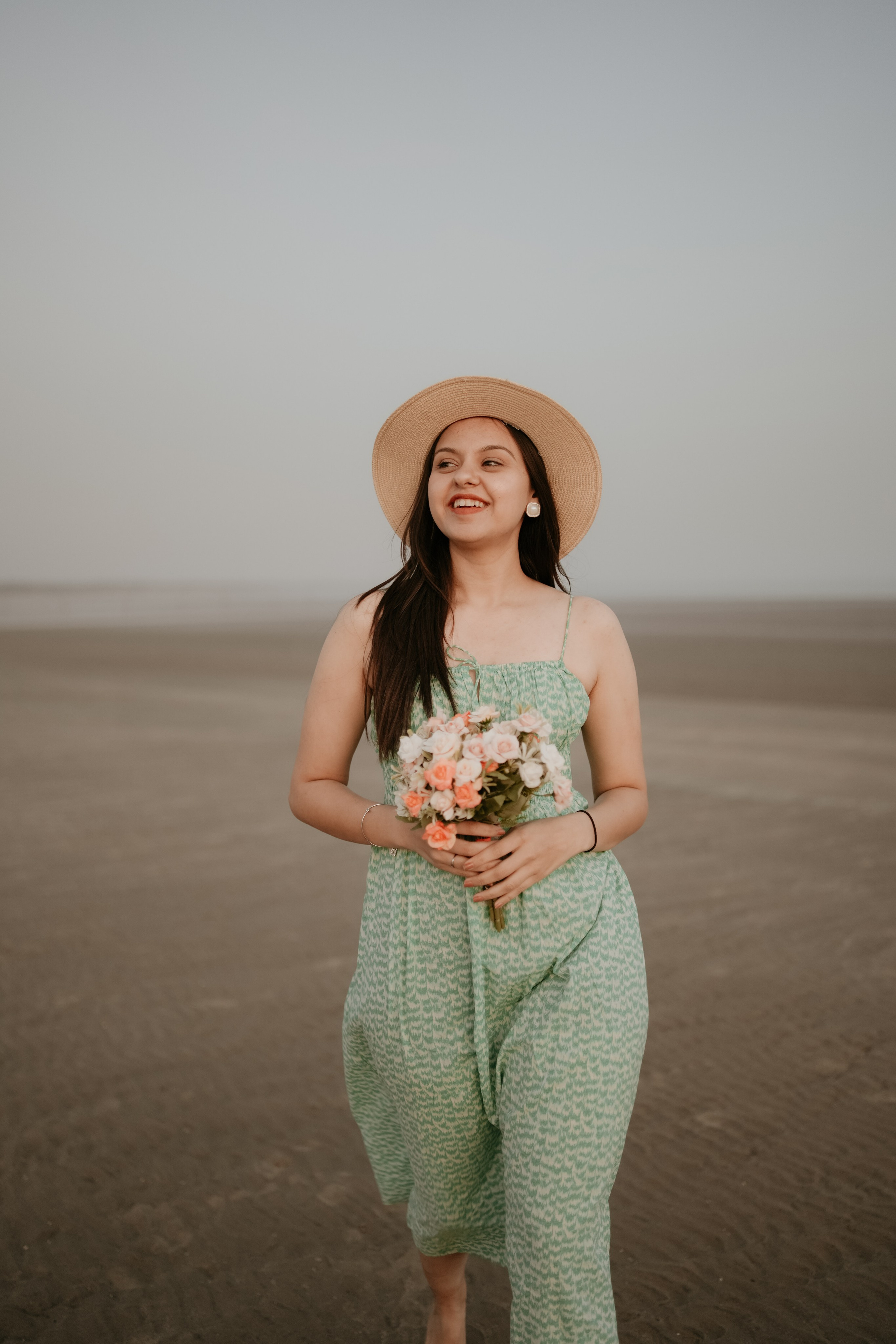 COUPLE SESSIONS. Love Emotions Weddings