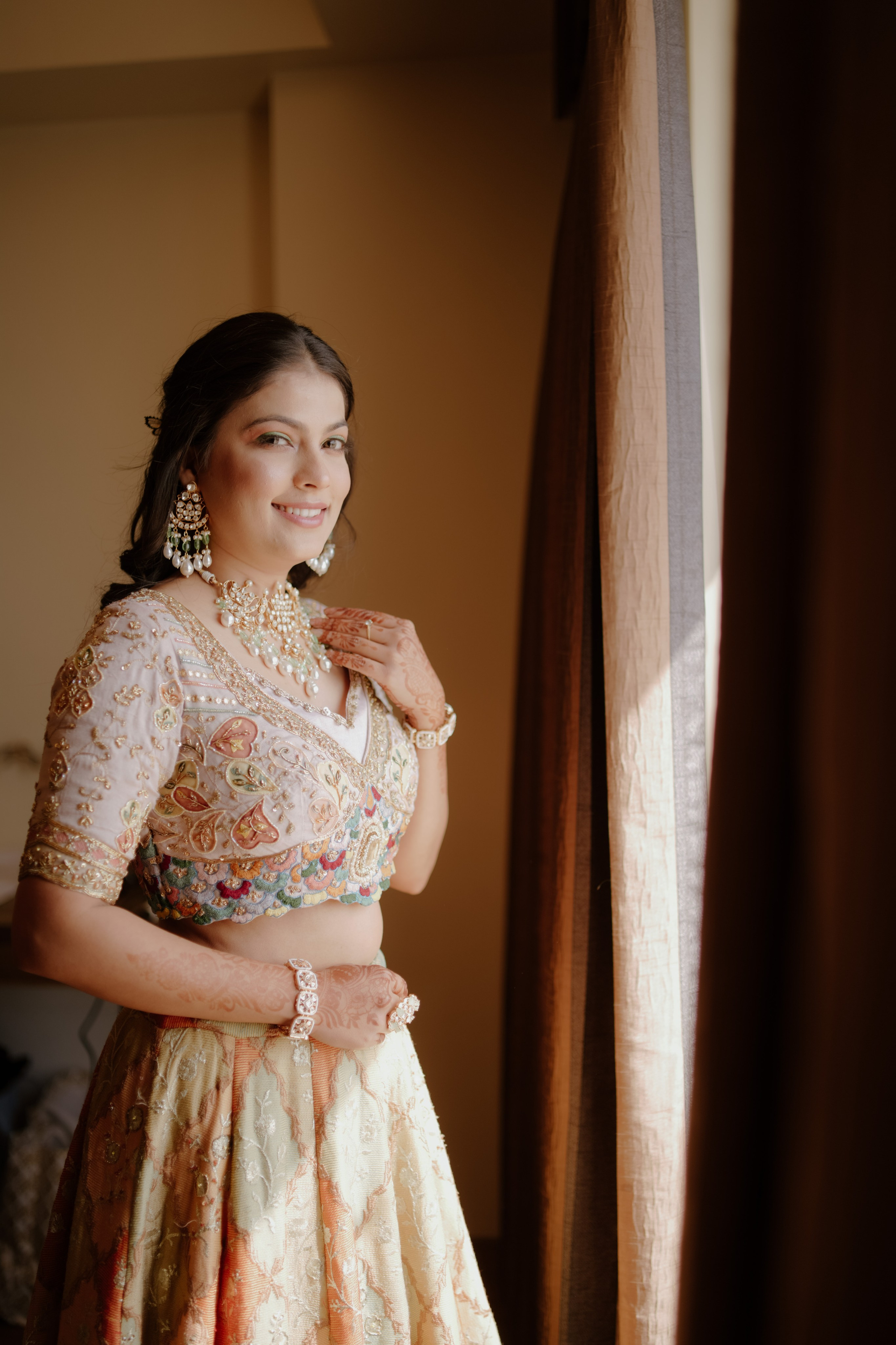WEDDINGS. Love Emotions Weddings