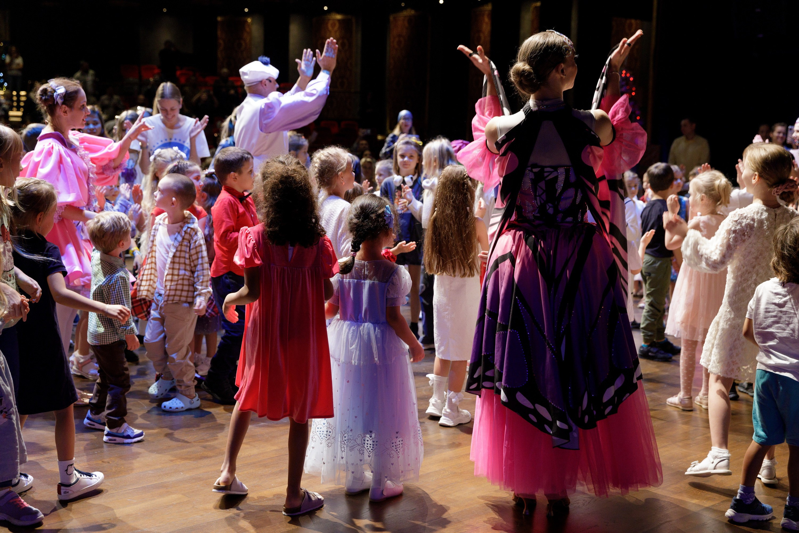 Новогодняя сказка для журнала Русские Эмираты, Дубай 2024. Фотограф Анна Кучерявая | Свадьбы и мероприятия в Дубае