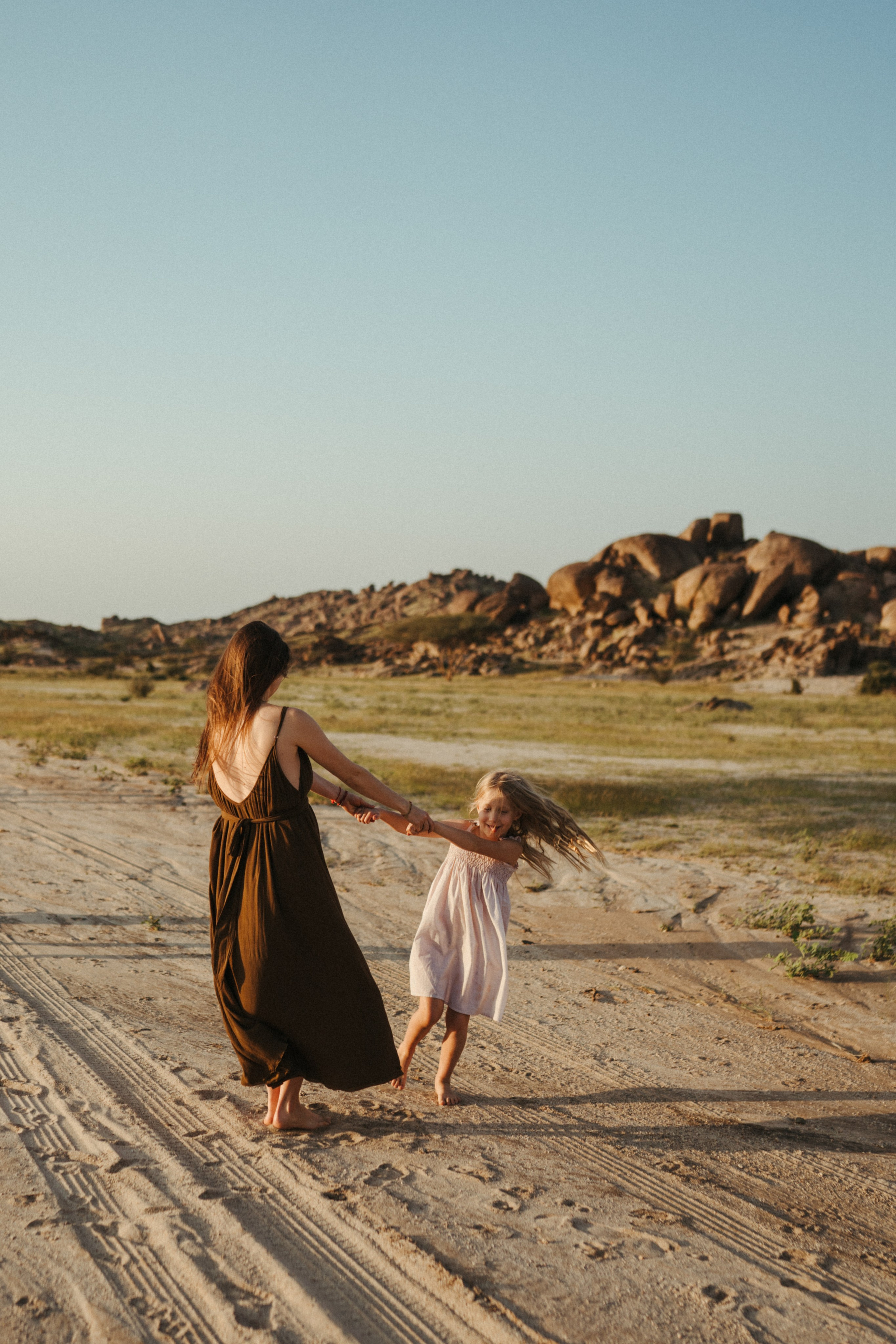 Khoroshilovs Family. Family photographer in Saudi Arabia