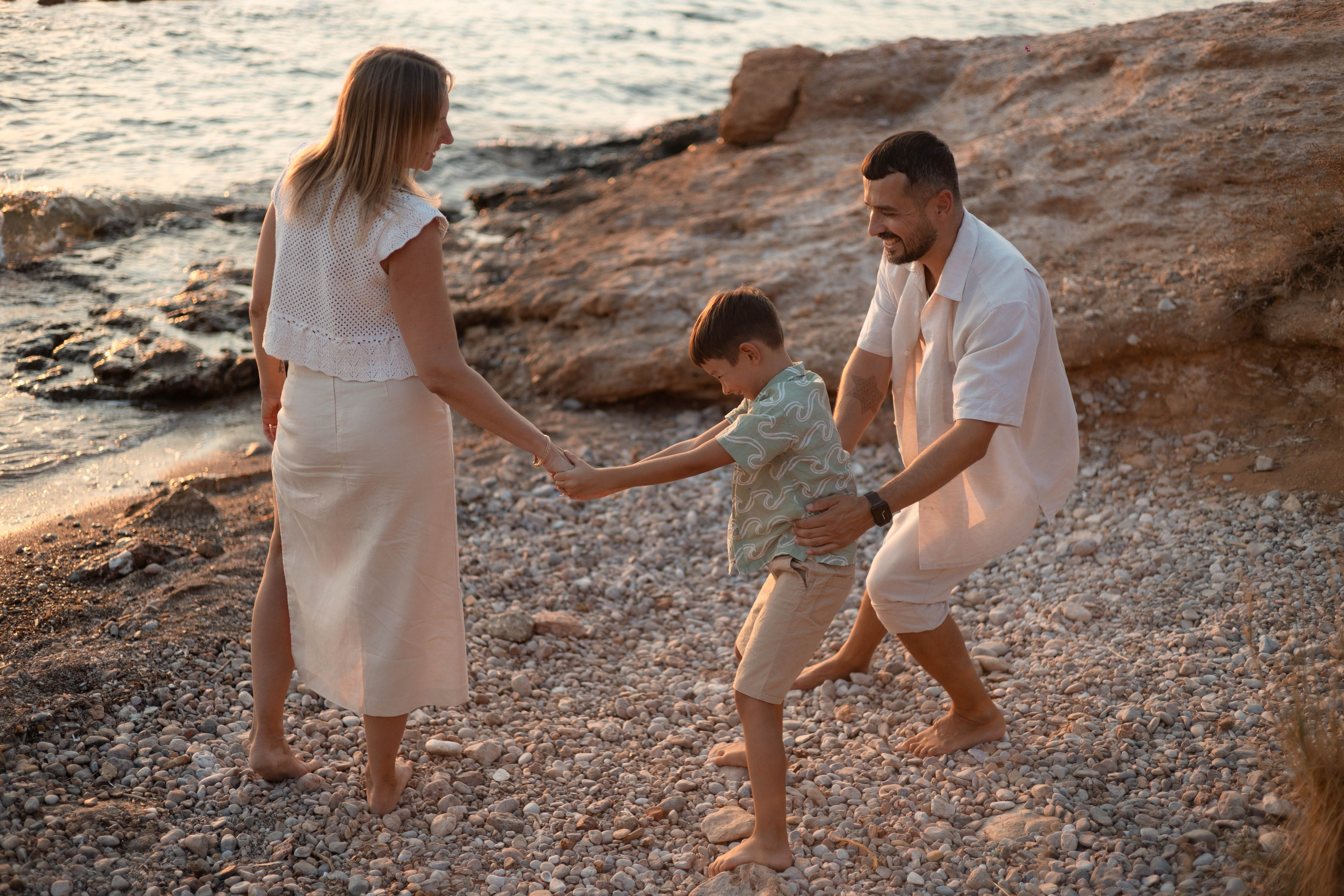 Family photography. Photography Services in Athens | Maryna Dmytryk