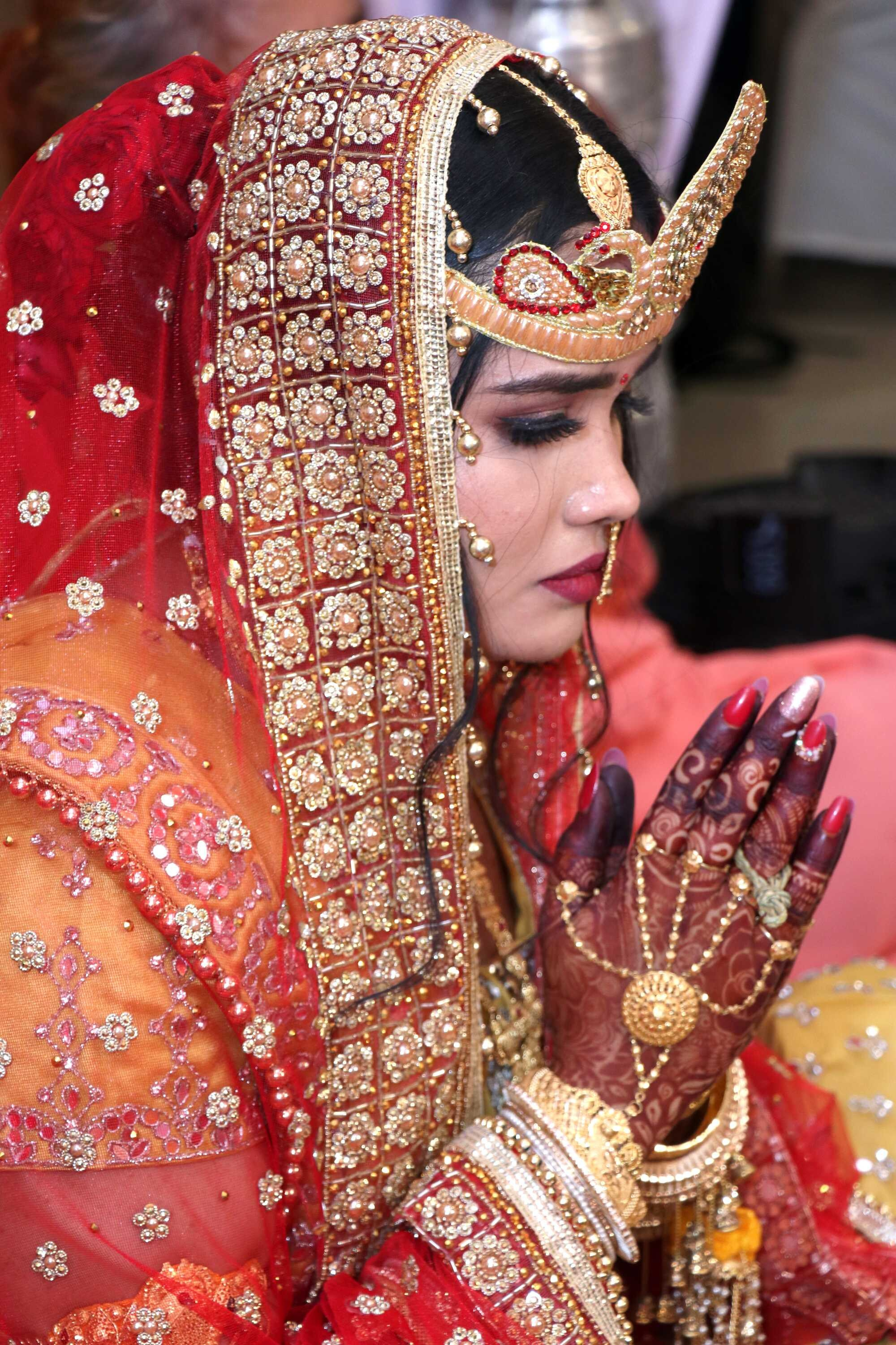 SHASHIKANT WEDS ROSHANI. “Ajay Digital Photo Studio — Capturing Timeless Wedding Moments”