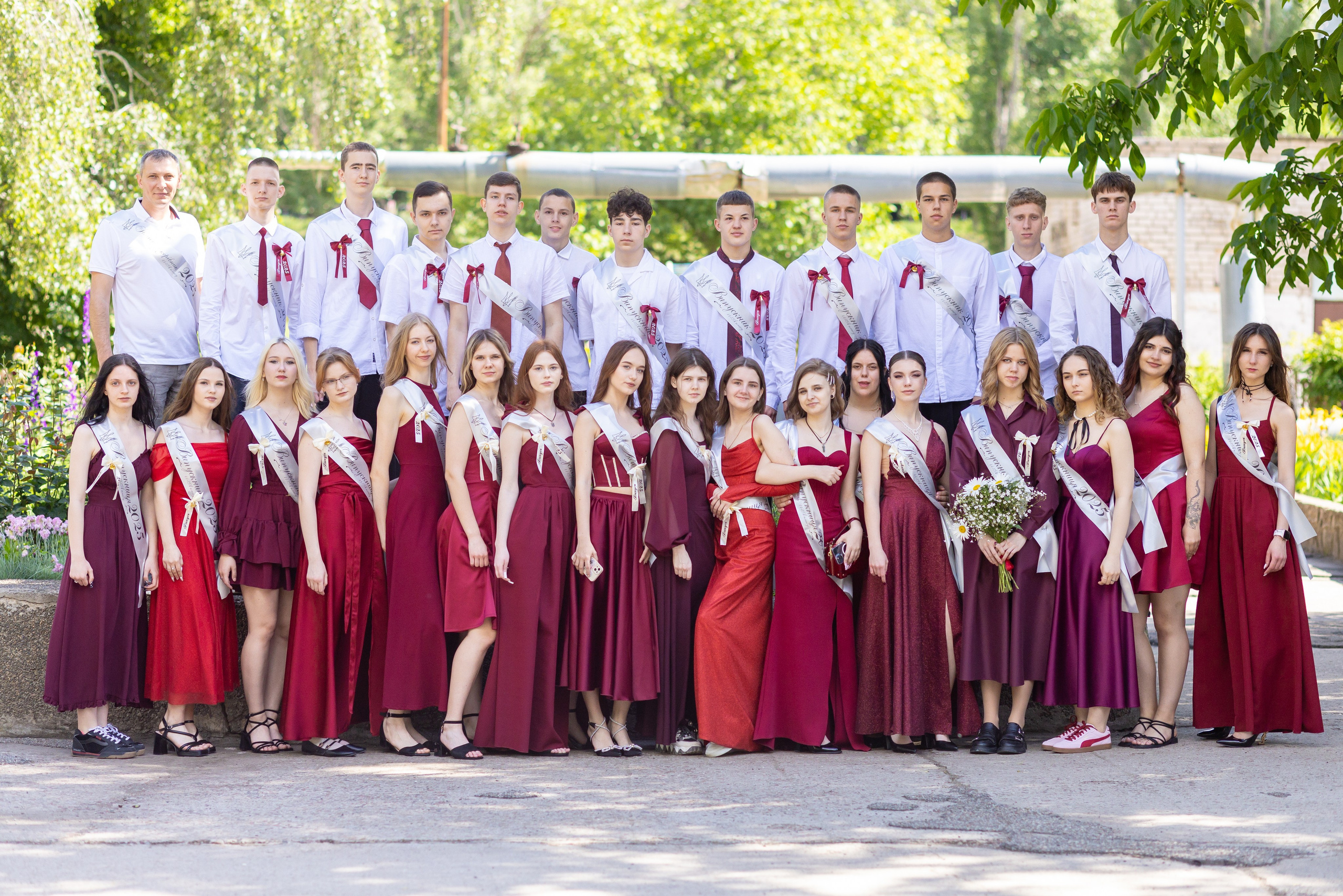 Пример фотосессии последний звонок и выпускной 11А, все в куче по очереди