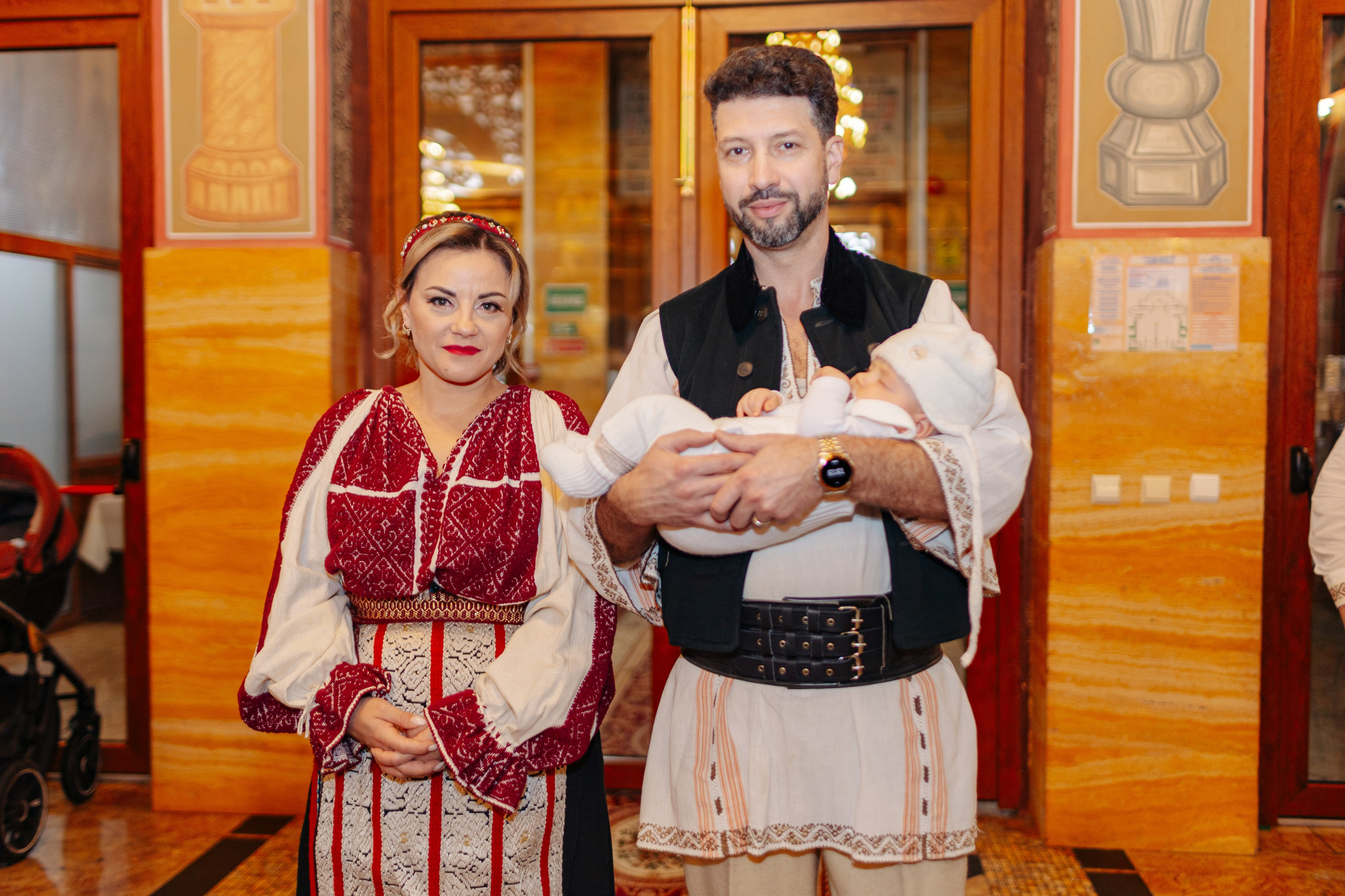 Botezul micuțului Matteo. Cristina Andronache fotograf Brașov fotograf de familie fotograf de nunta Brașov