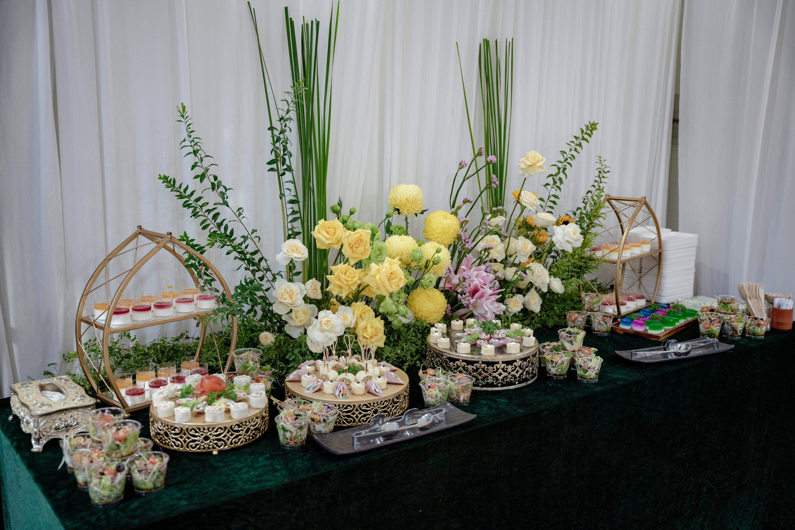 JOE & MIA. WEDDING PHOTOGRAPHER IN VIETNAM