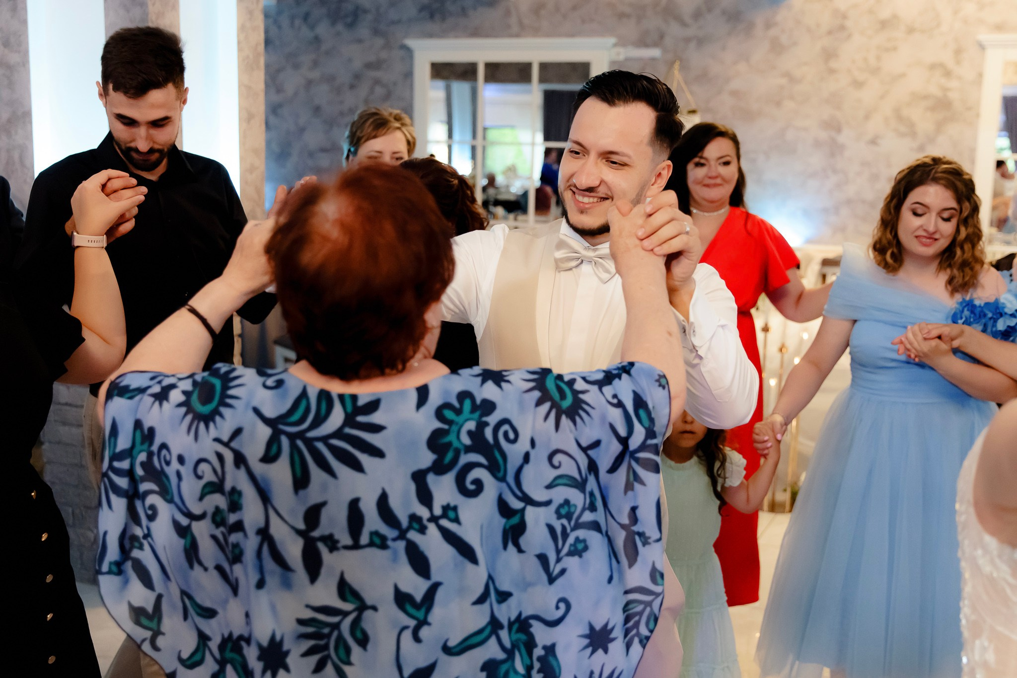 Ioana & Ionuț | Nuntă de poveste la Păstrăvăria Poiana din Mălini județul Suceava. Servicii foto-video profesionale, pentru momente de neuitat