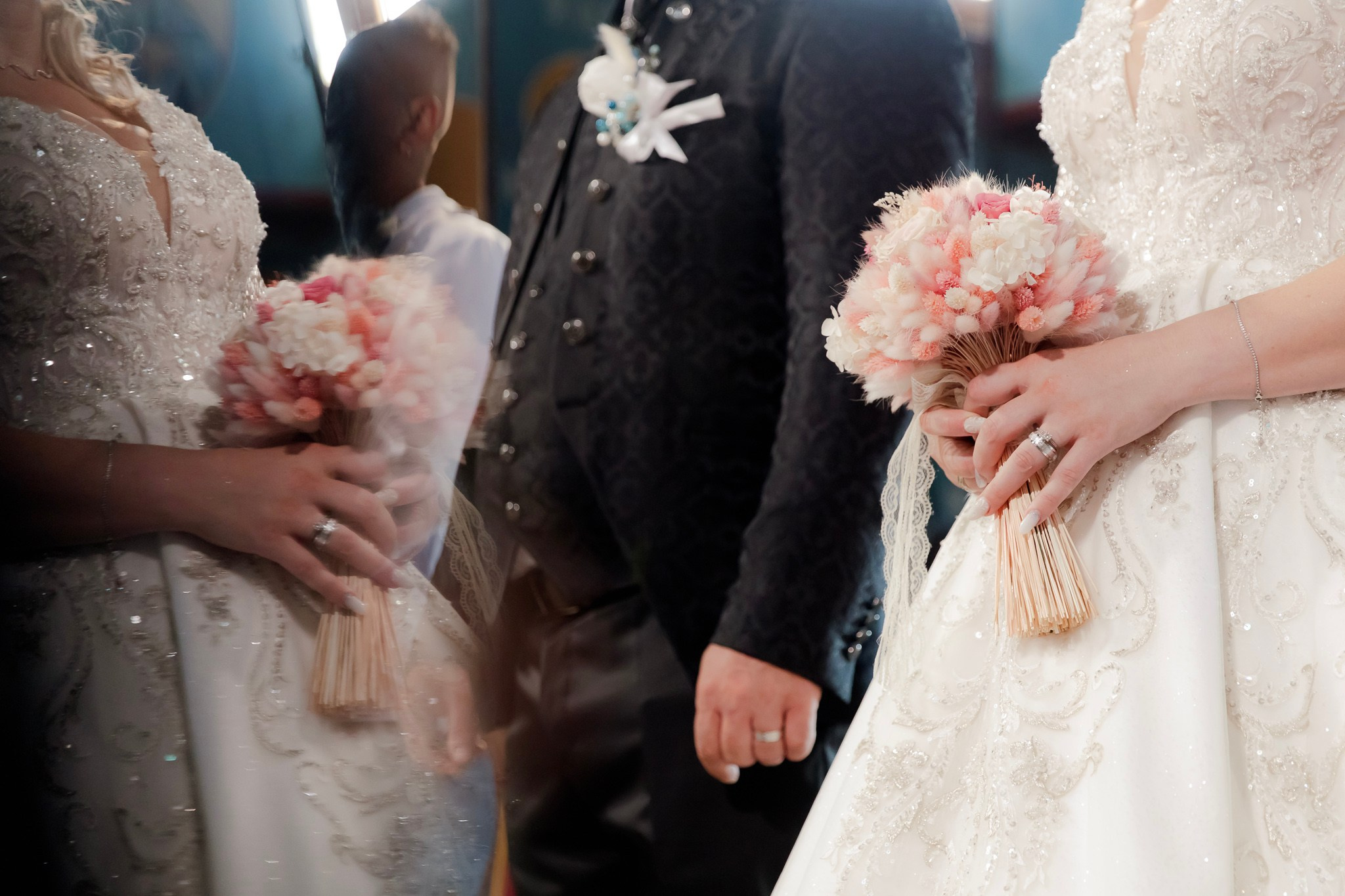 Mihai & Oana. Servicii foto-video profesionale, pentru momente de neuitat