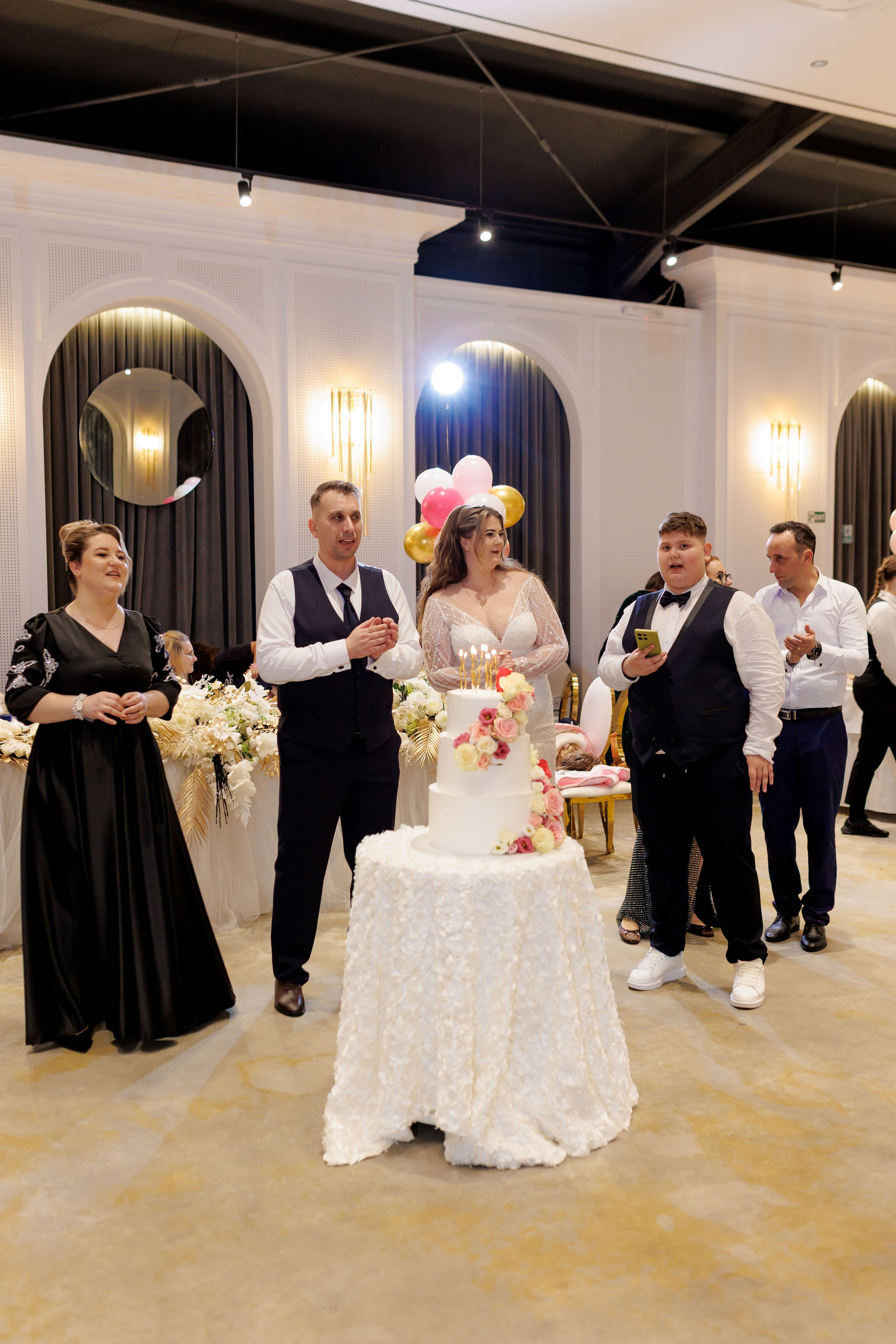 Povestea voastră, regizată de noi |Cristi Turculet Videograf Nuntă Suceava | wedding highlight. Servicii foto-video profesionale, pentru momente de neuitat