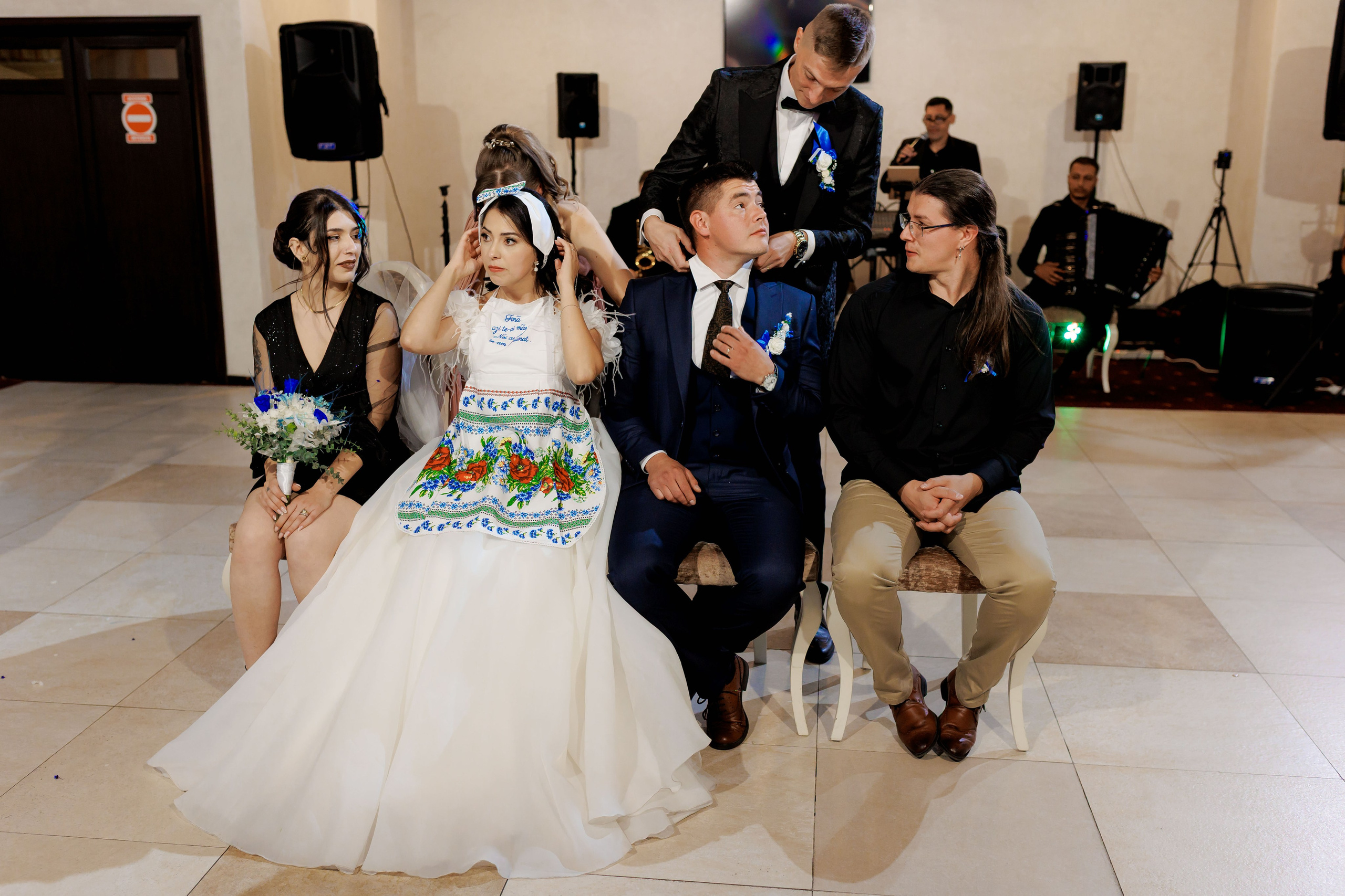 Loredana & Emilian – Ziua Nunții | Videografie - fotografie Botez Suceava, Iași, Botoșani. Servicii foto-video profesionale, pentru momente de neuitat