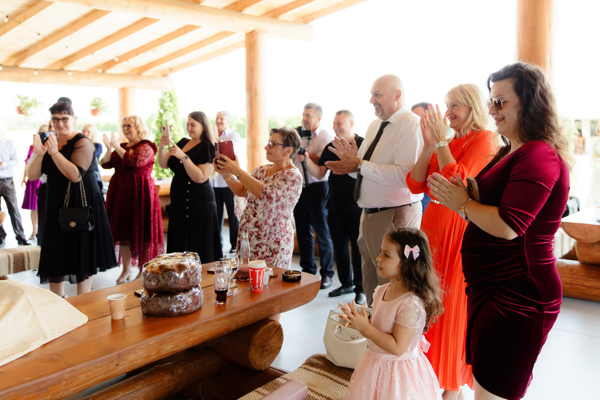 Ioana & Ionuț | Nuntă de poveste la Păstrăvăria Poiana din Mălini județul Suceava. Servicii foto-video profesionale, pentru momente de neuitat