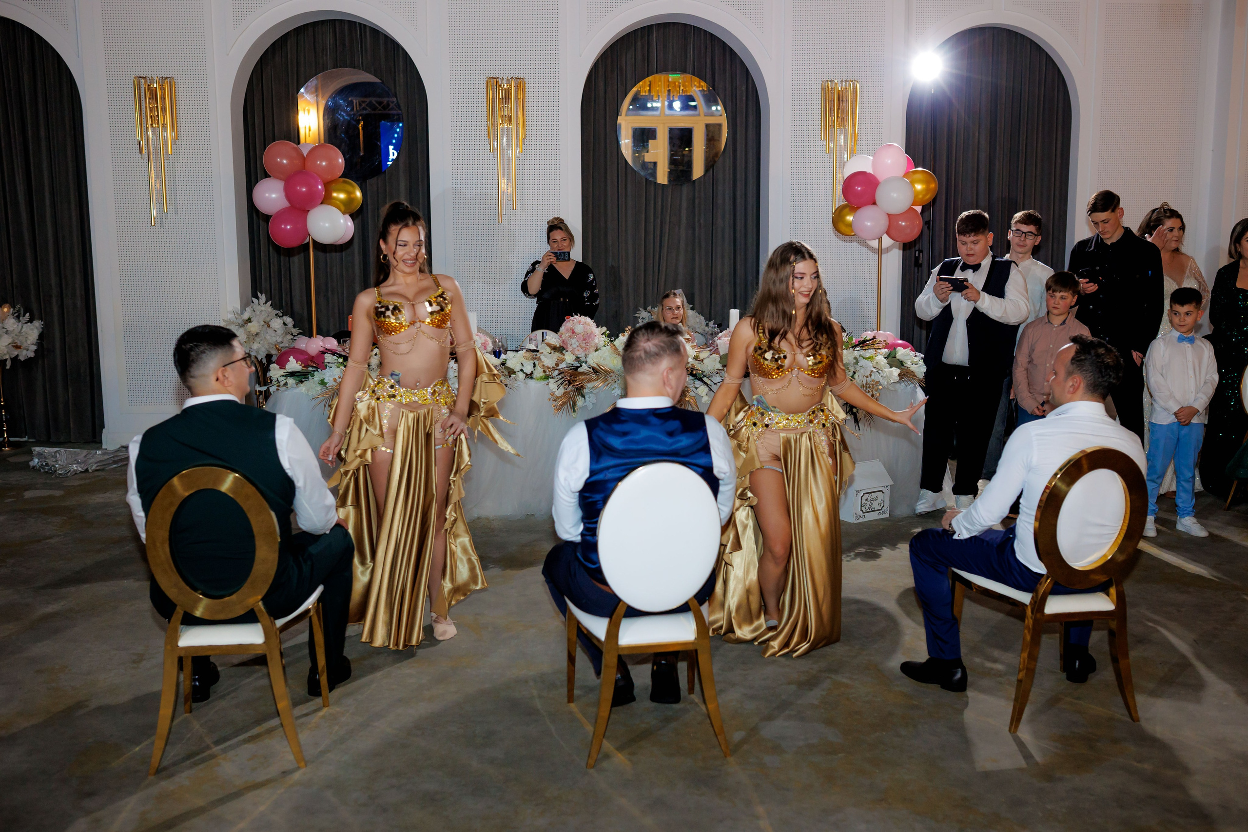 Povestea voastră, regizată de noi |Cristi Turculet Videograf Nuntă Suceava | wedding highlight. Servicii foto-video profesionale, pentru momente de neuitat