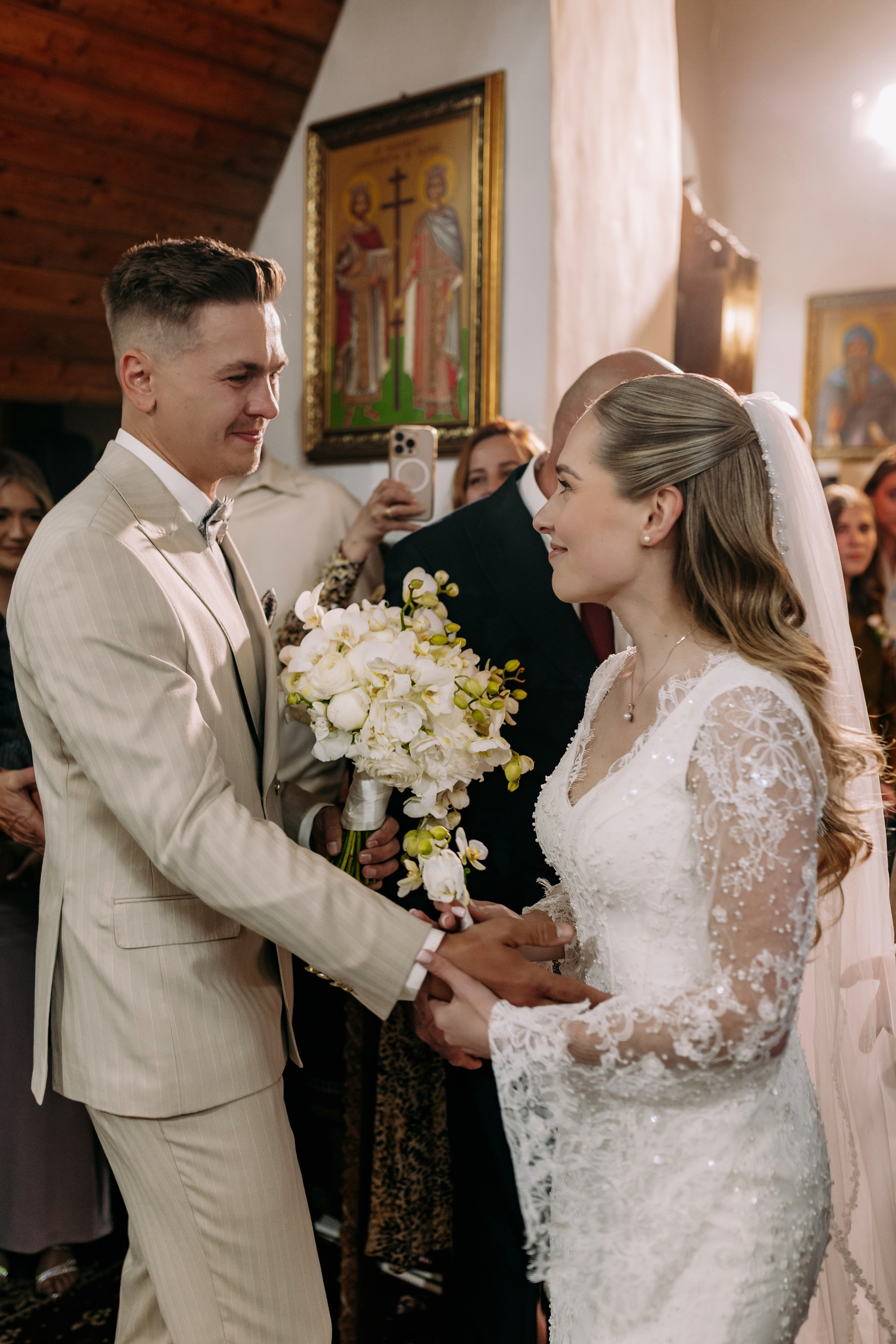 Nuntă Cristina & Alex. Photographer Miruna Buculei