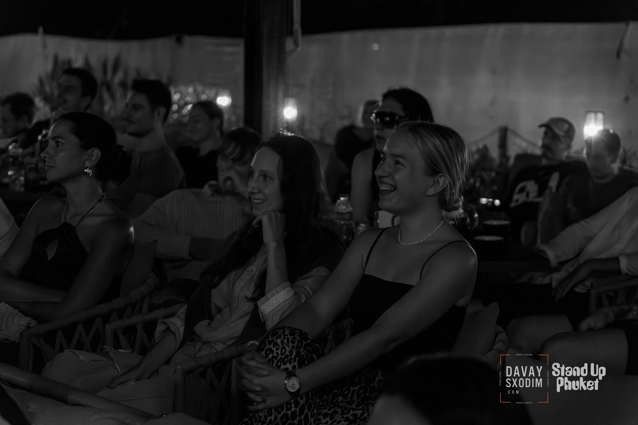 Standup Влада Лапина | Фоторепортаж | Афиша | DAVAYSXODIM.com PHUKET. АФИША|ФОТОРЕПОРТАЖИ|ИВЕНТЫ|ПХУКЕТ