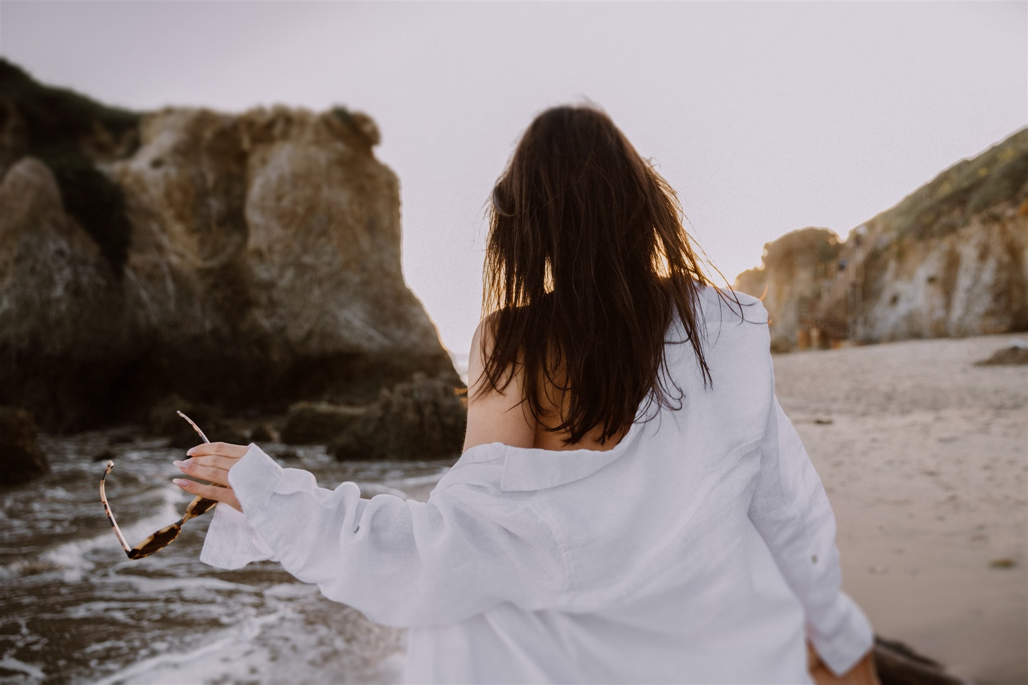 Maternity Photoshoot at El Matador Beach, Malibu | Taya Frank. Southern California Family and Couple Photographer