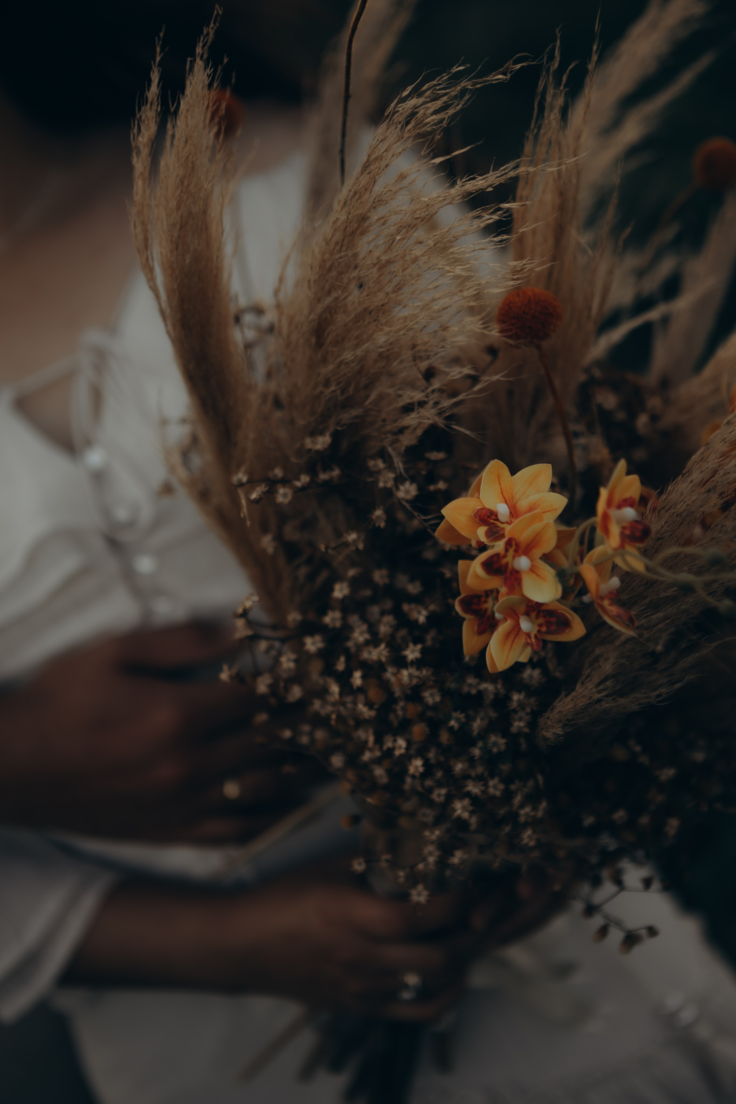 detalhe de ensaio casal em ensaio externo em Sorocaba