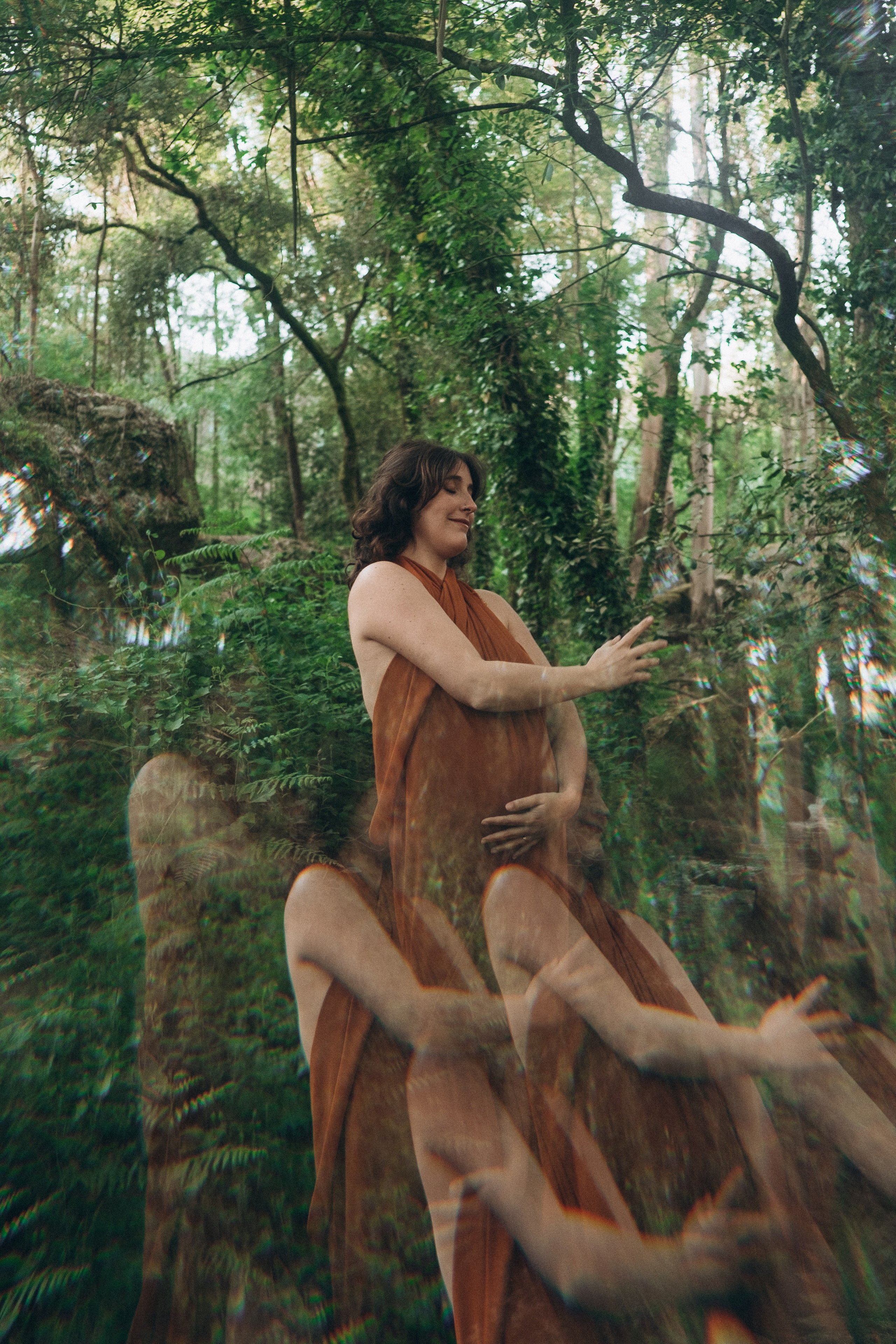 Maternity Photoshoot in Portugal — Artistic Pregnancy Session