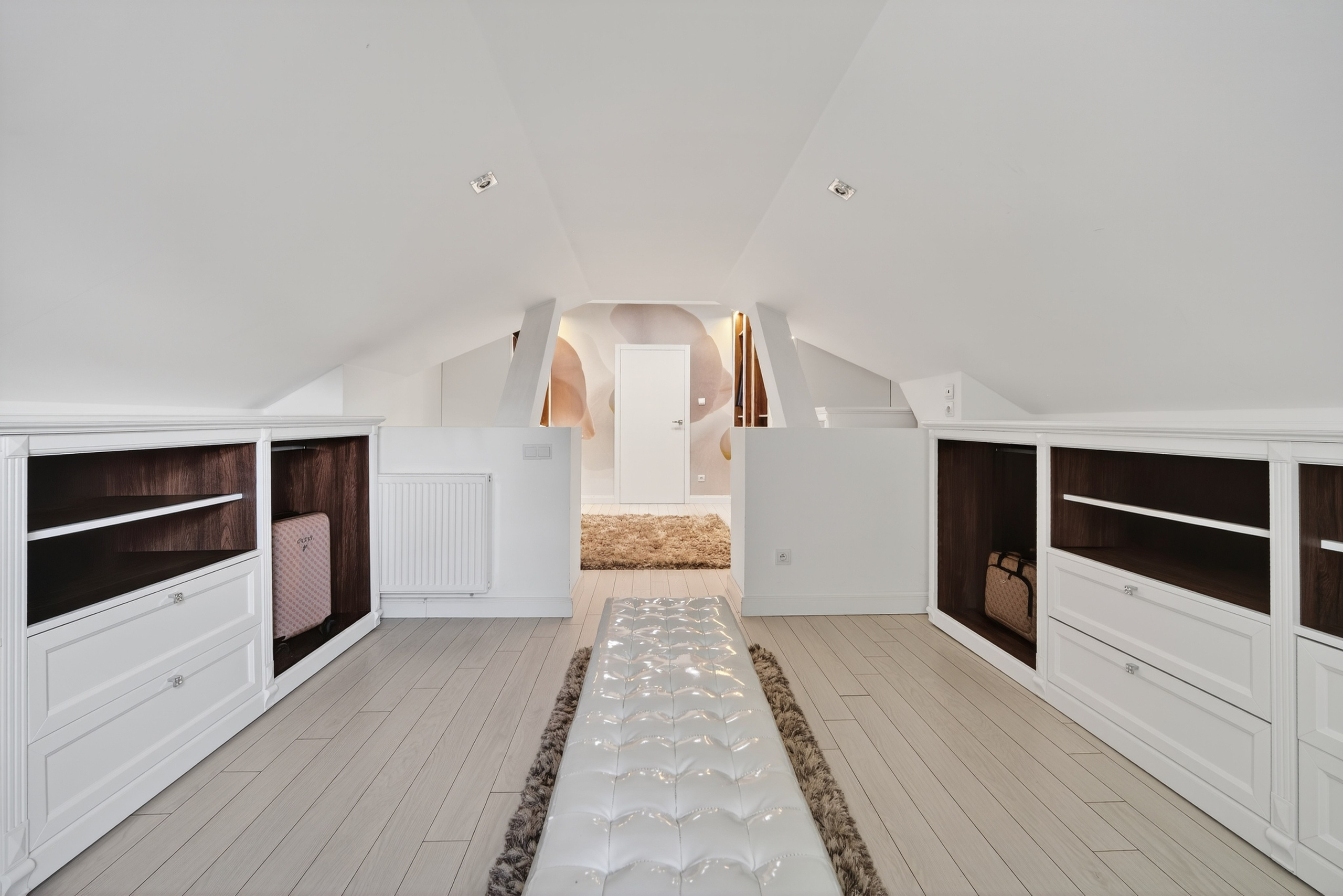 Jazdecká 18. Photographer and videographer in Norway and Slovakia Andrea Zemko