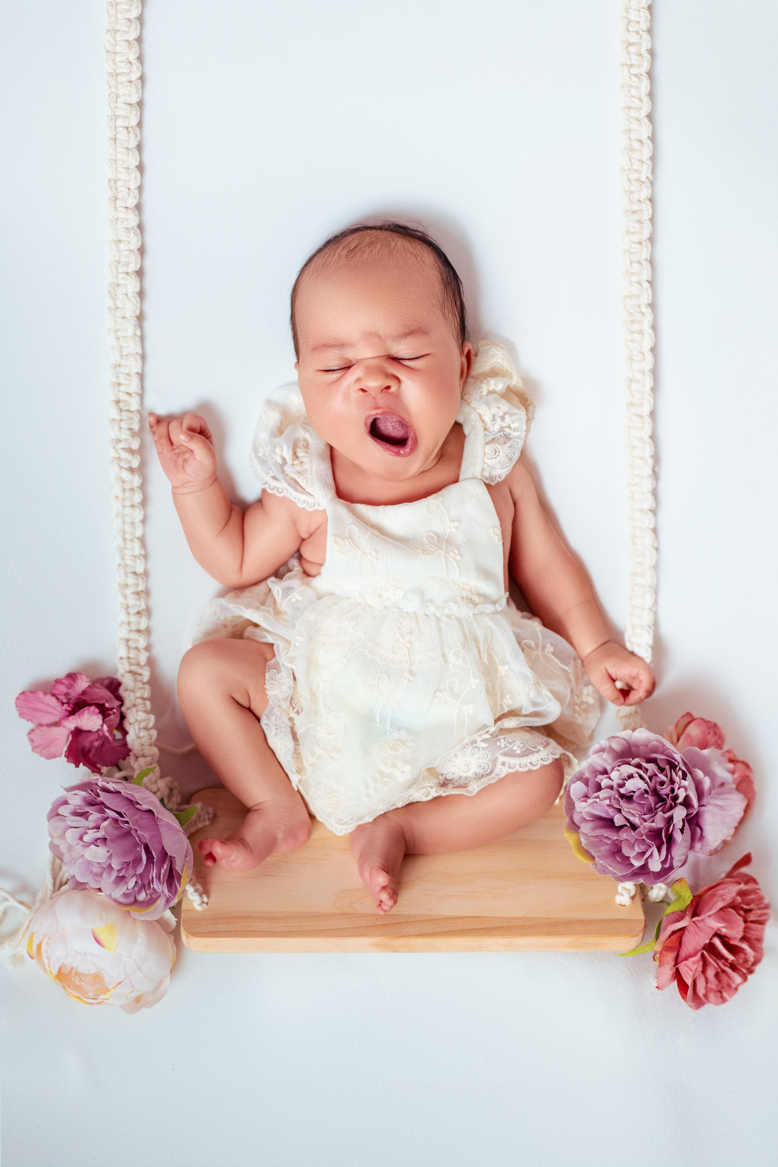 Maternity & Newborn. Lu’jain’s Studio| Female Wedding, Maternity & Lifestyle Photographer London, UK