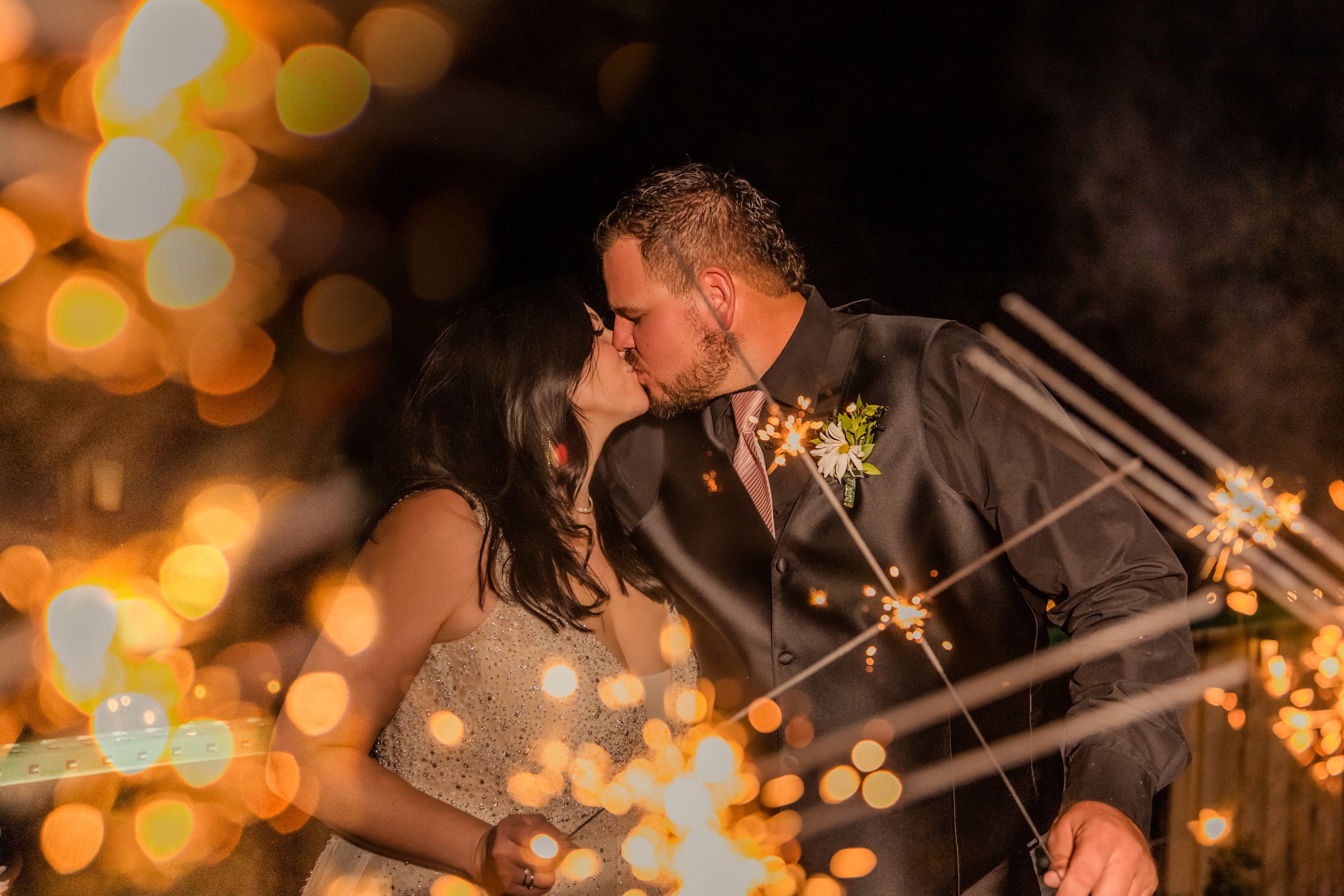 Weddings. Wedding photographer Utah. Weddings, Families, Portraits