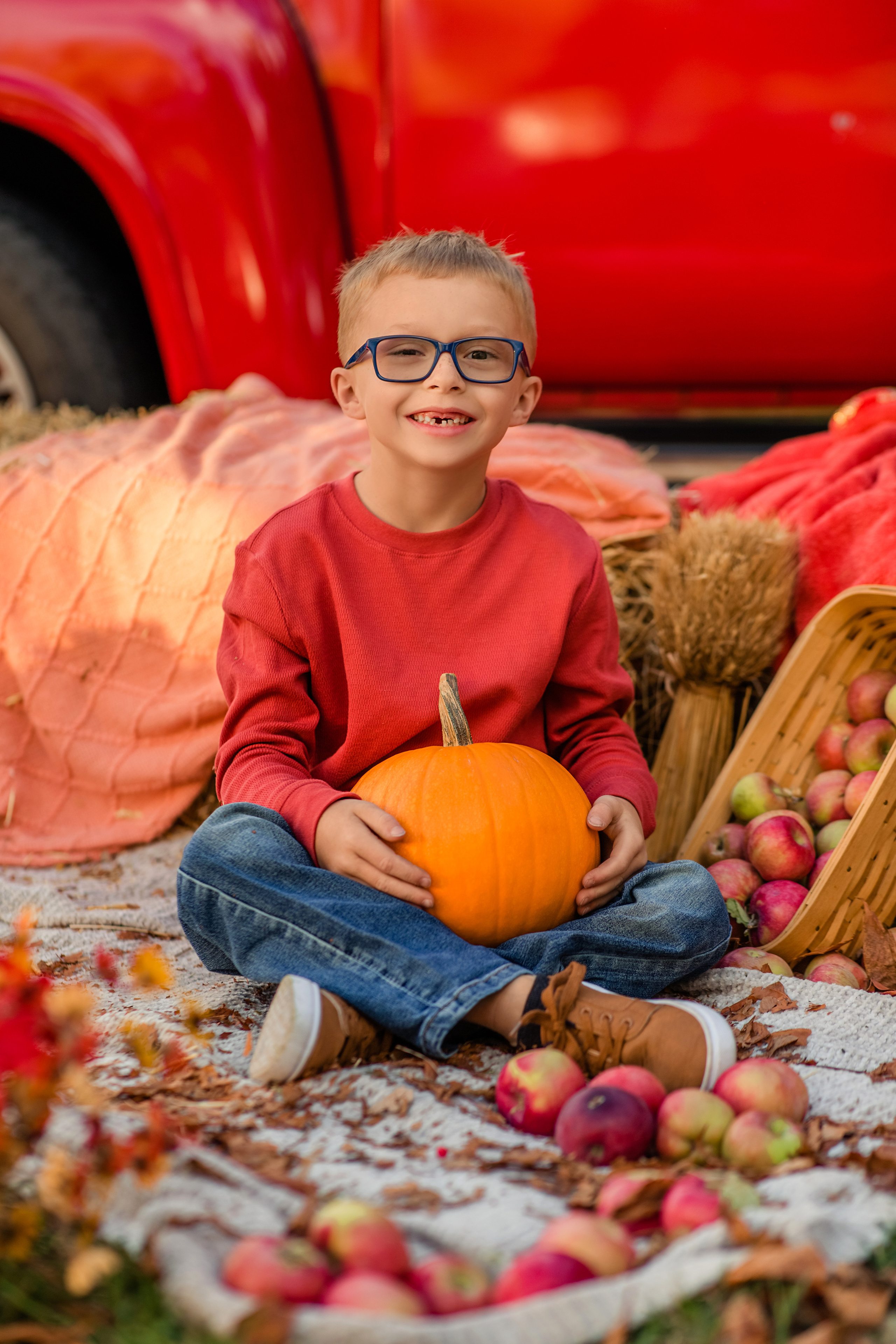 Fall minis. Wedding photographer Utah. Weddings, Families, Portraits