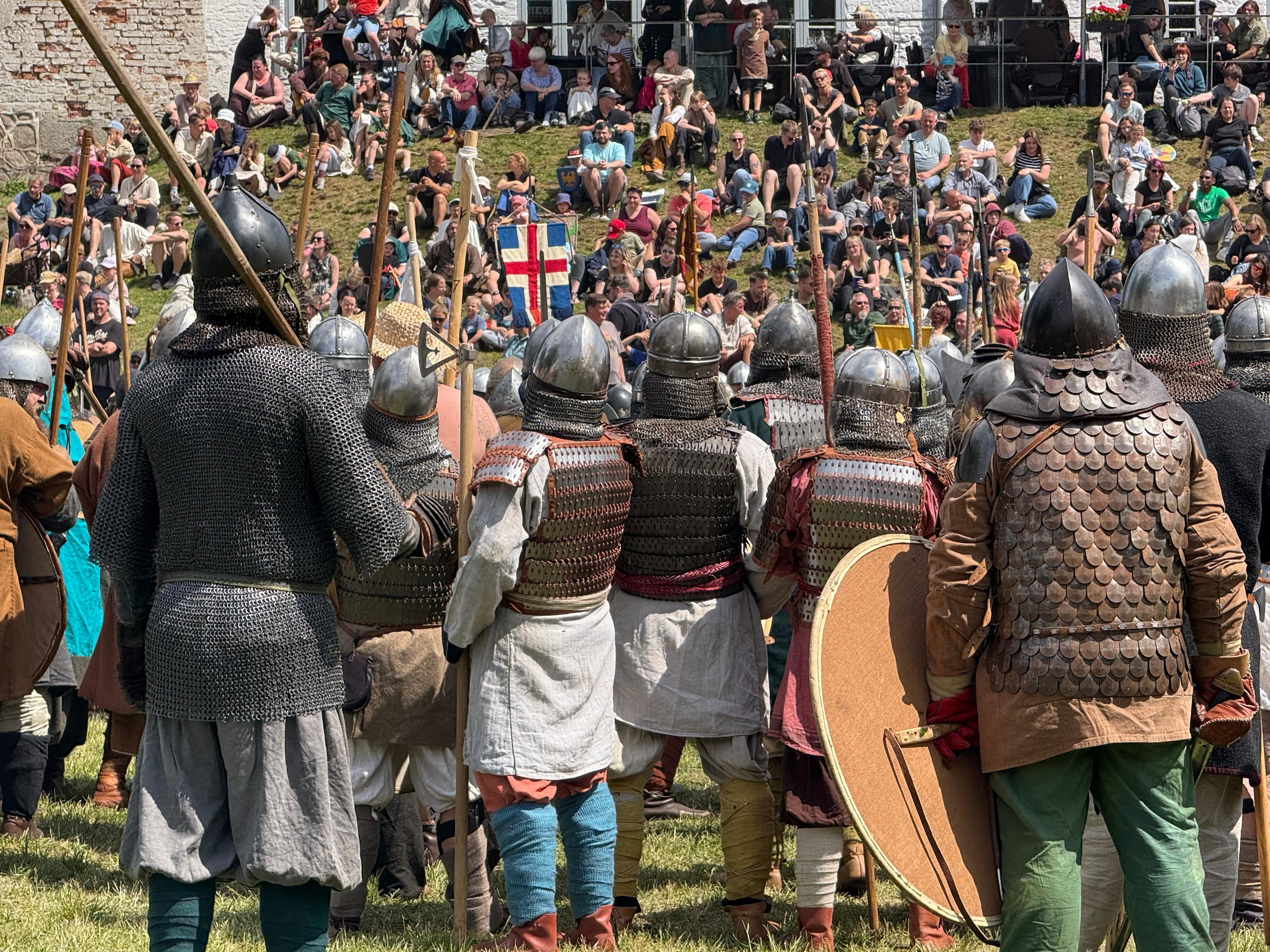 Фестиваль «Нойштадт» 2024 — клуб Нортман, реконструкция викингов в Германии. КРиС «Нортман»
