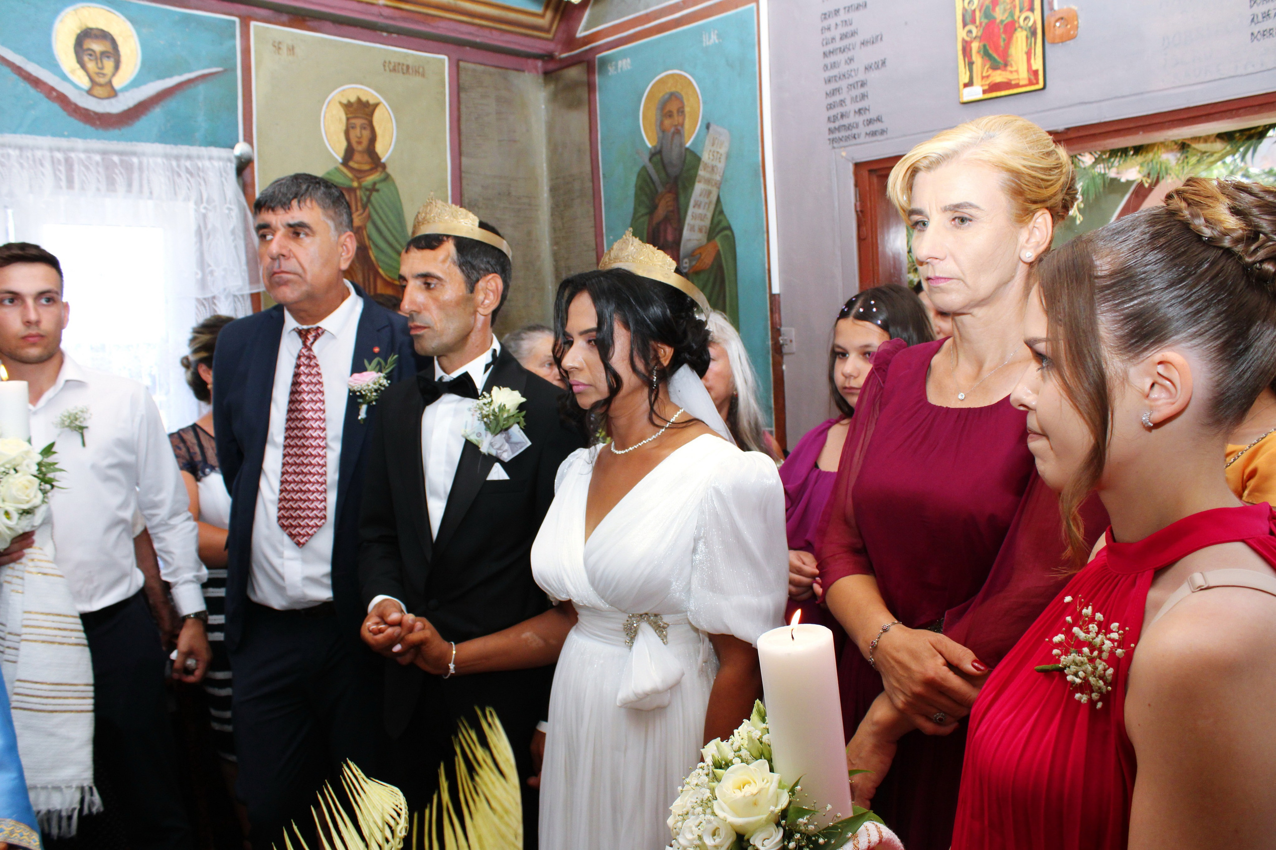 MINEL & MALINA. PETRU BYZO - family and children photographer in ROMANIA