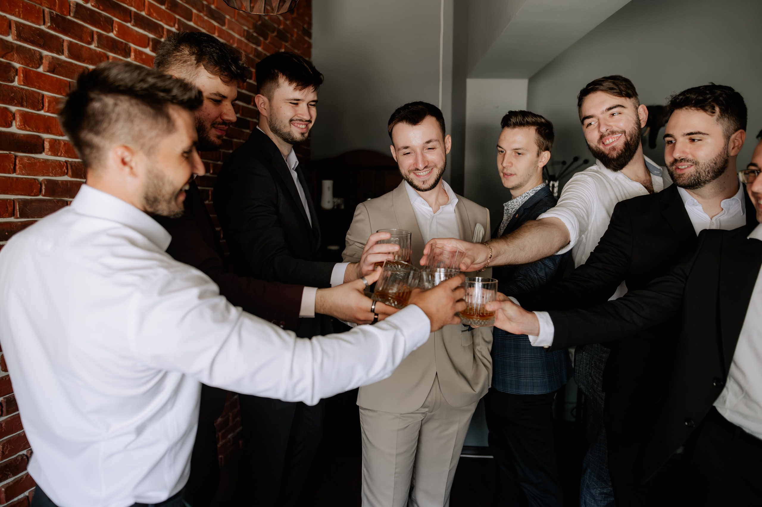 Madalina + Cosmin | Wedding day. Proud Vision Weddings | Wedding Photography & Film — Servicii profesionale Foto Video Nunta Iasi