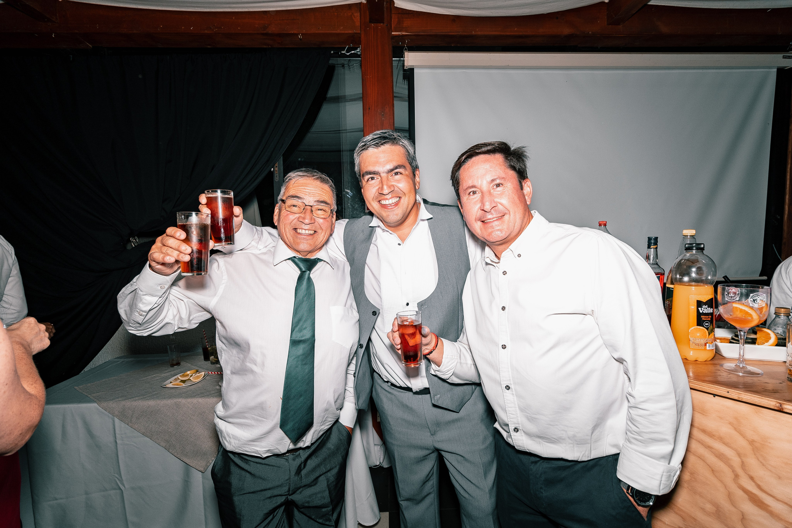 Katherin y Daniel. Dinka & Emilio - El arte de preservar lo que no se repite