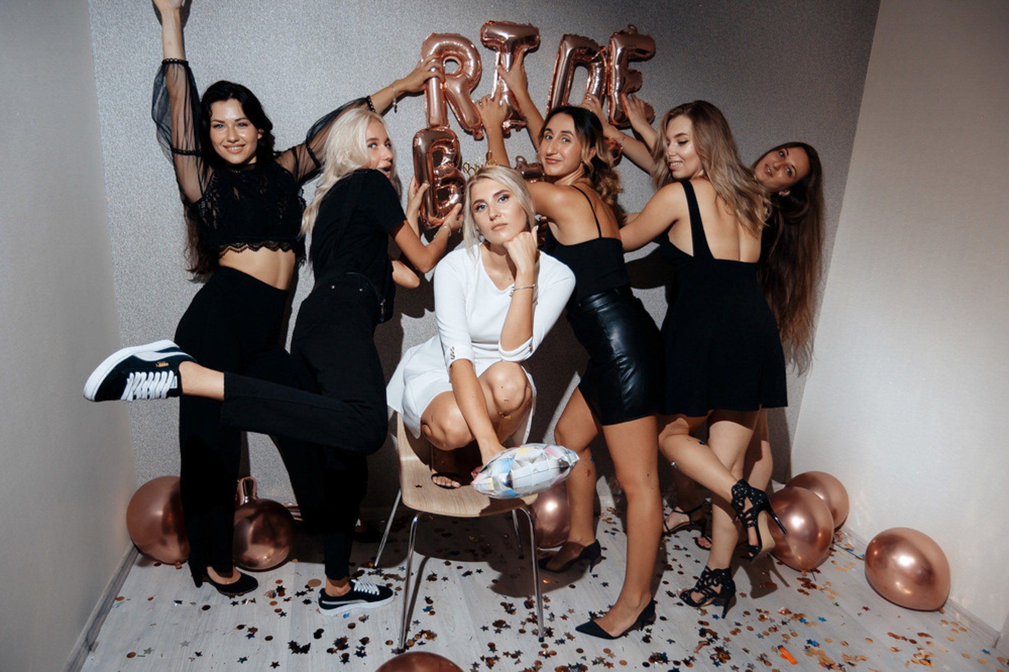 Фотосесія нареченої та її подруг. Photokostin.com