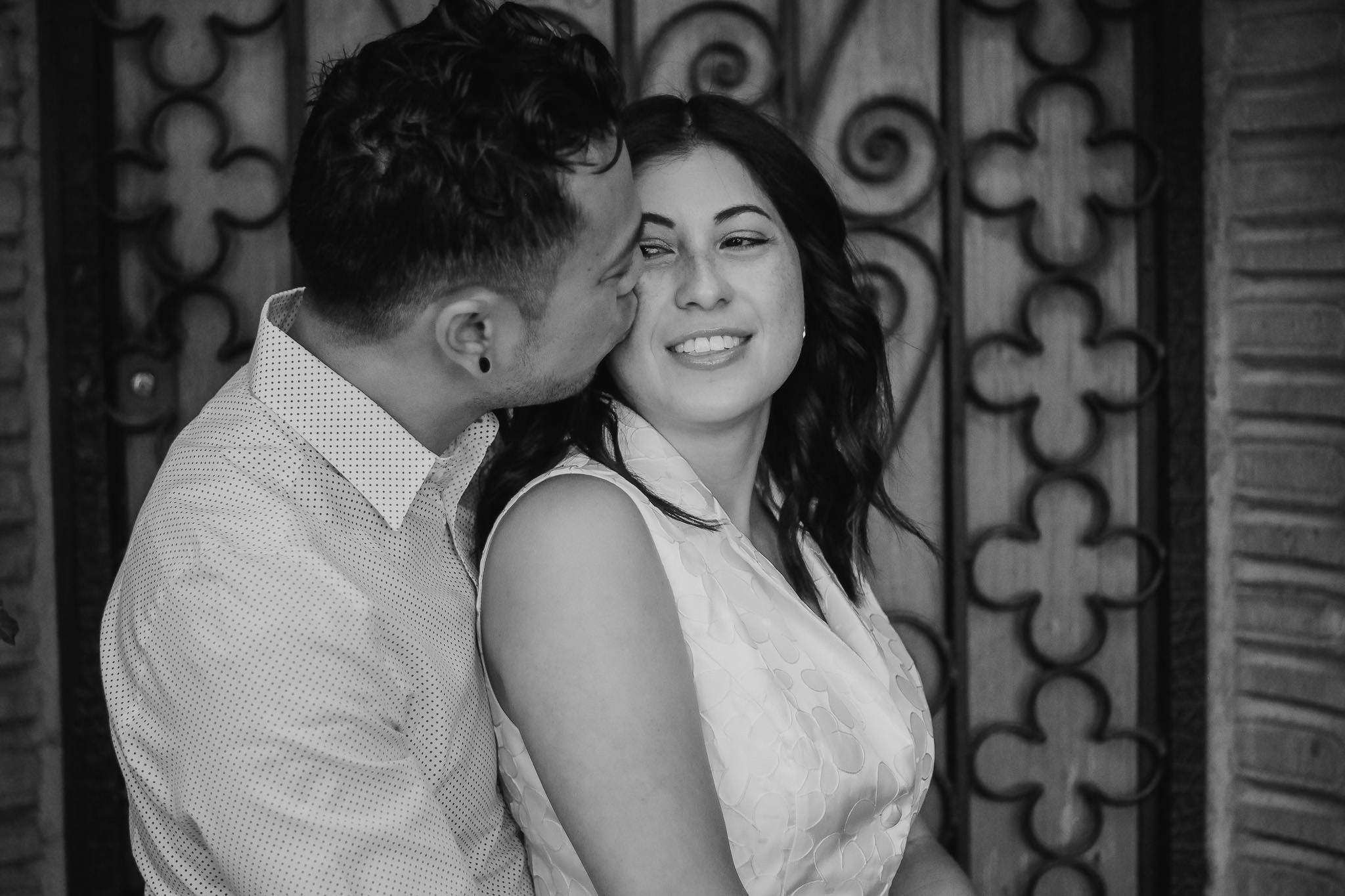 Sesión de Aniversario en La Condesa y La Roma: Jannine & Andrew desde San Diego. Wedding and family photographer in Mexico City