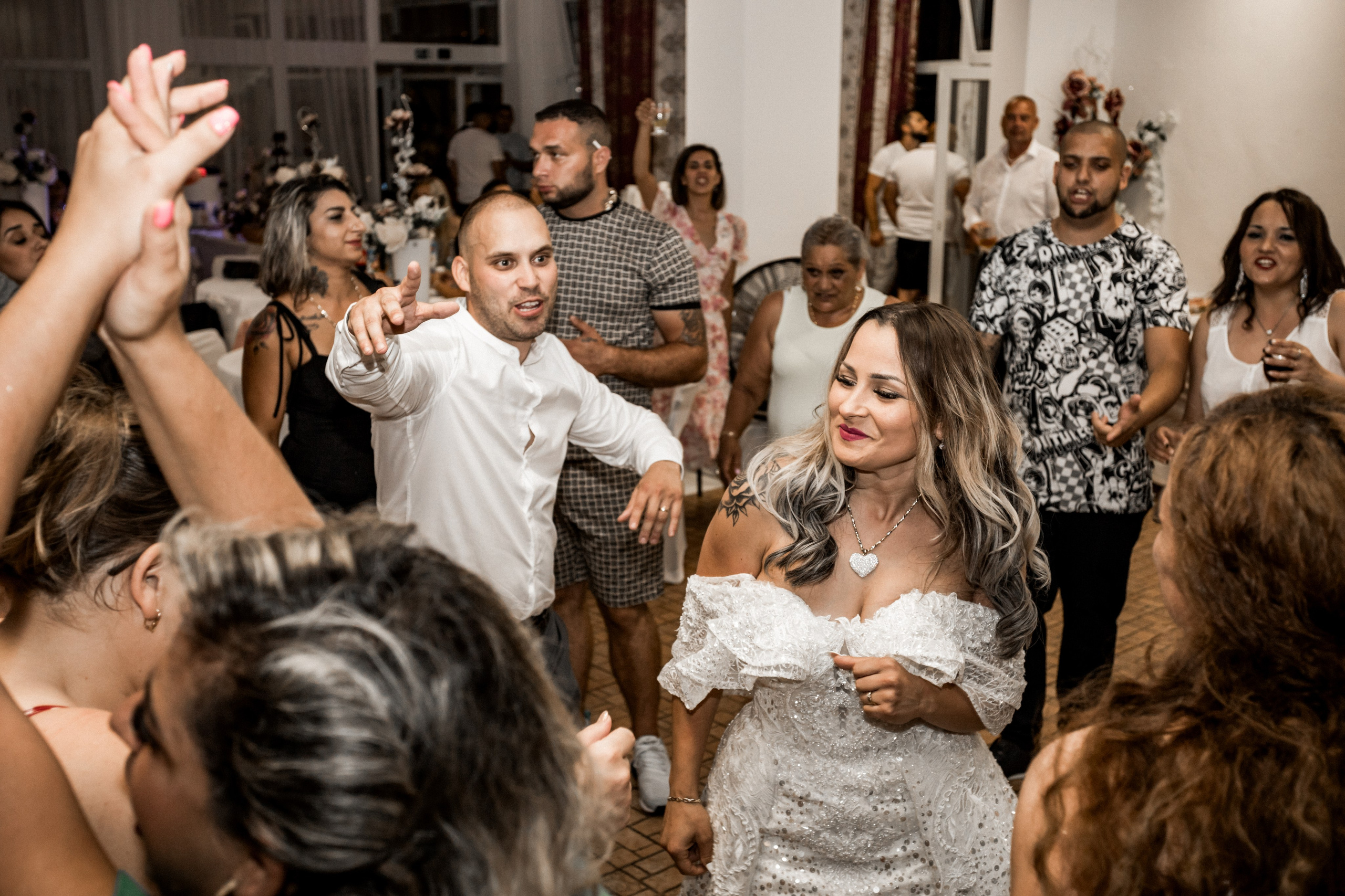 Pavel & Yveta. Svatební fotograf a kameraman v Česku a po celé Evropě — Teplice, Ústí nad Labem, Praha, Drážďany