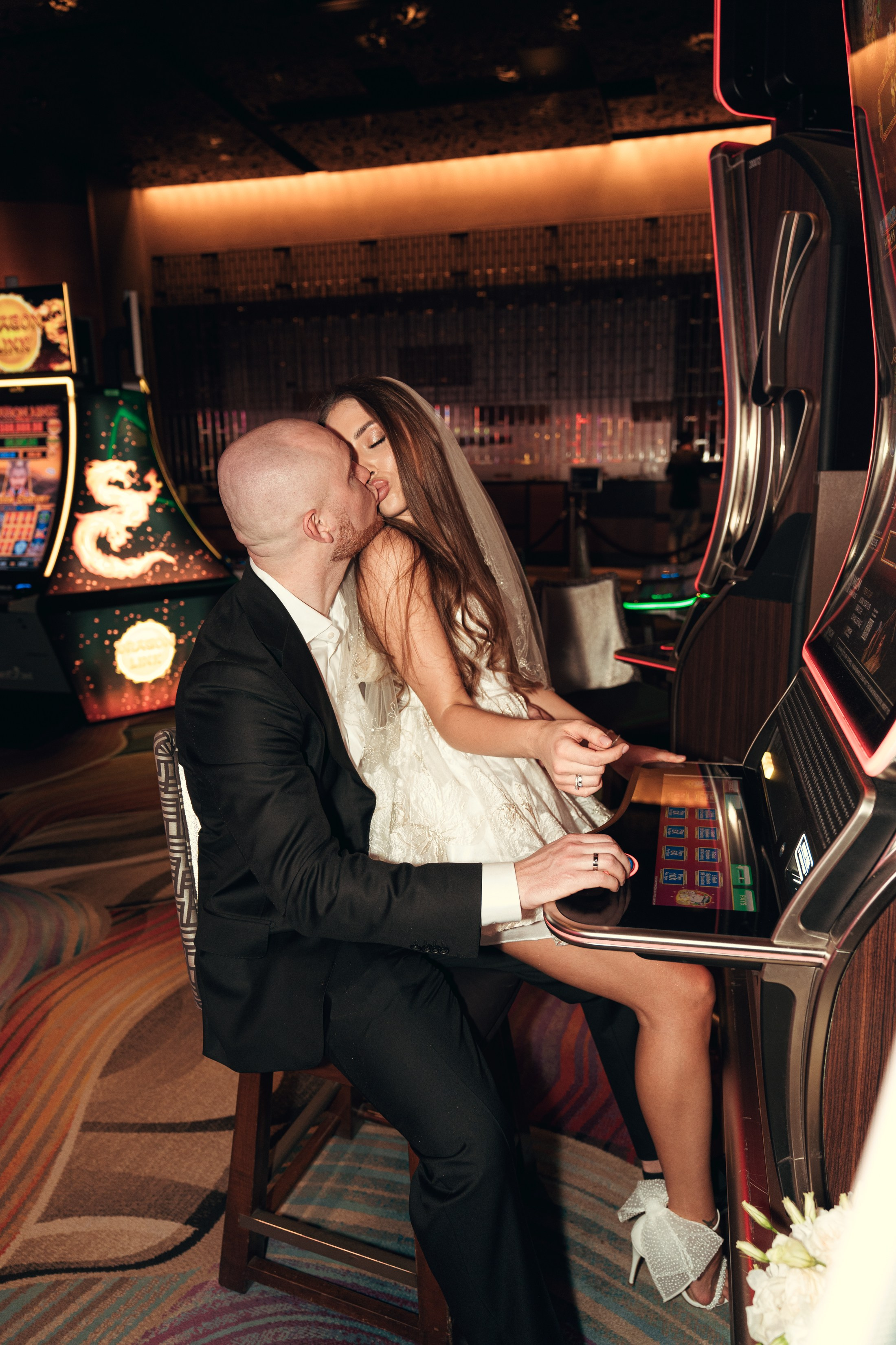 Liza&Nazar. Wedding & elopement photographer Viktoriya Kravtsov. Las Vegas
