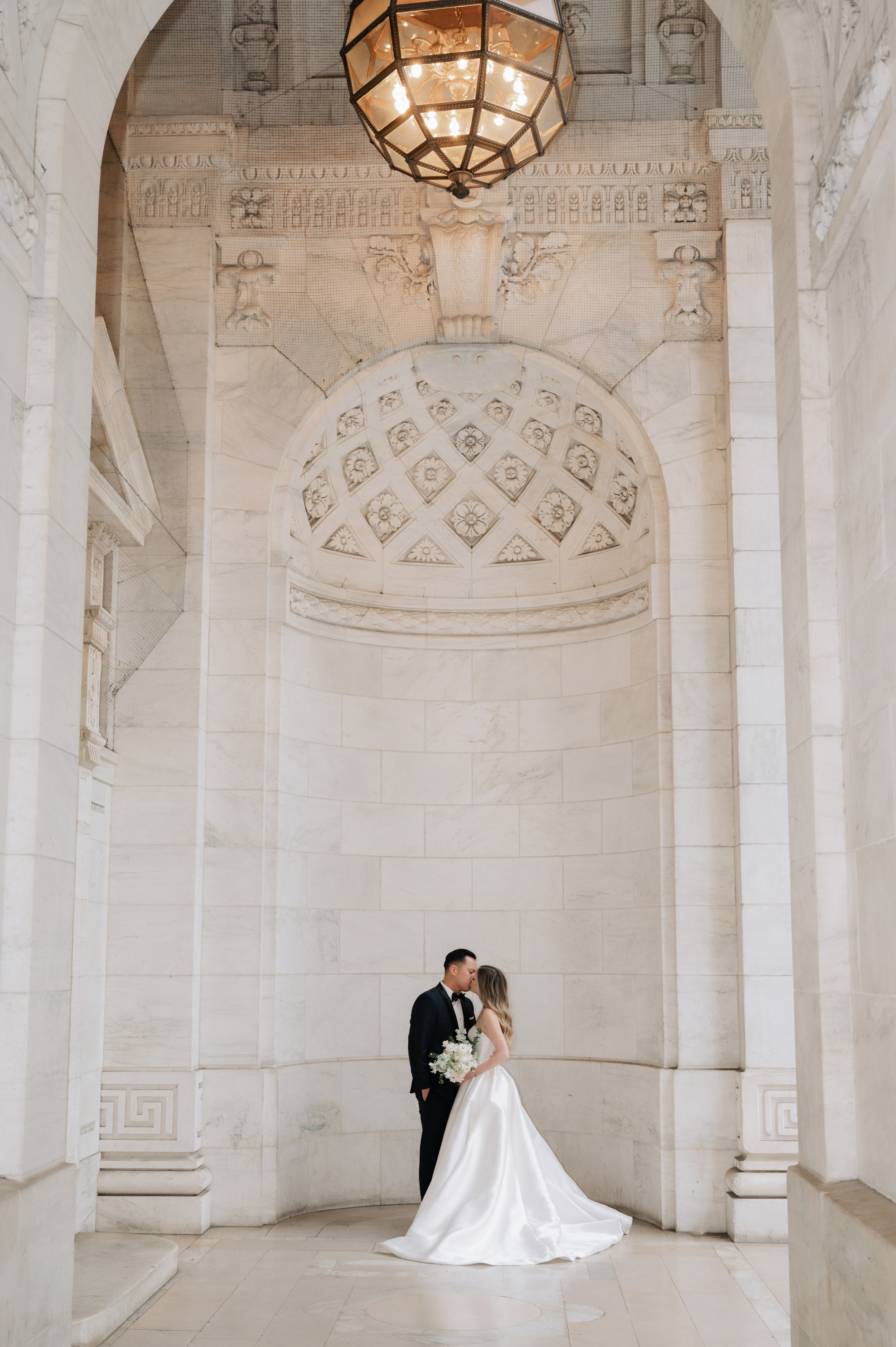 a bride and groom pose in the rot at the rot rot rot rot rot rot rot rot rot rot rot